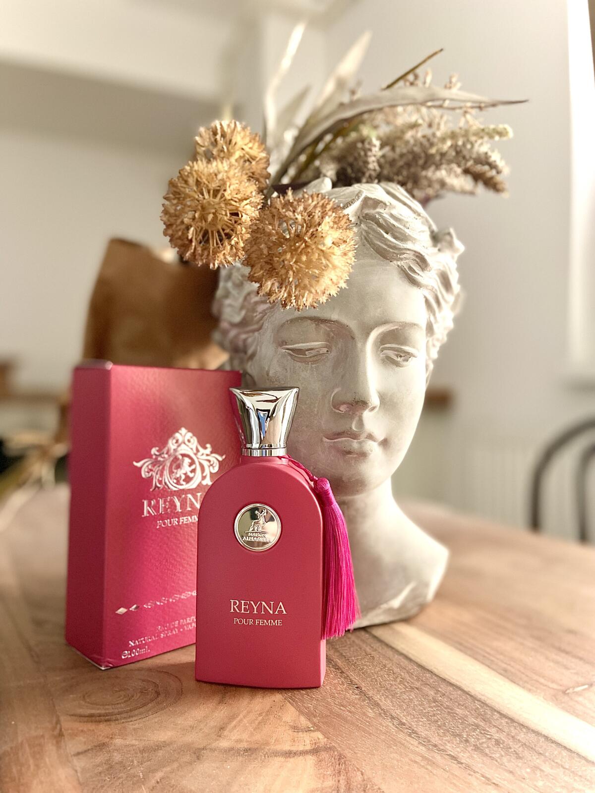 عطر ادکلن رِینا میزون الهمبرا - Reyna Maison Alhambra - بررسی، قیمت و خرید