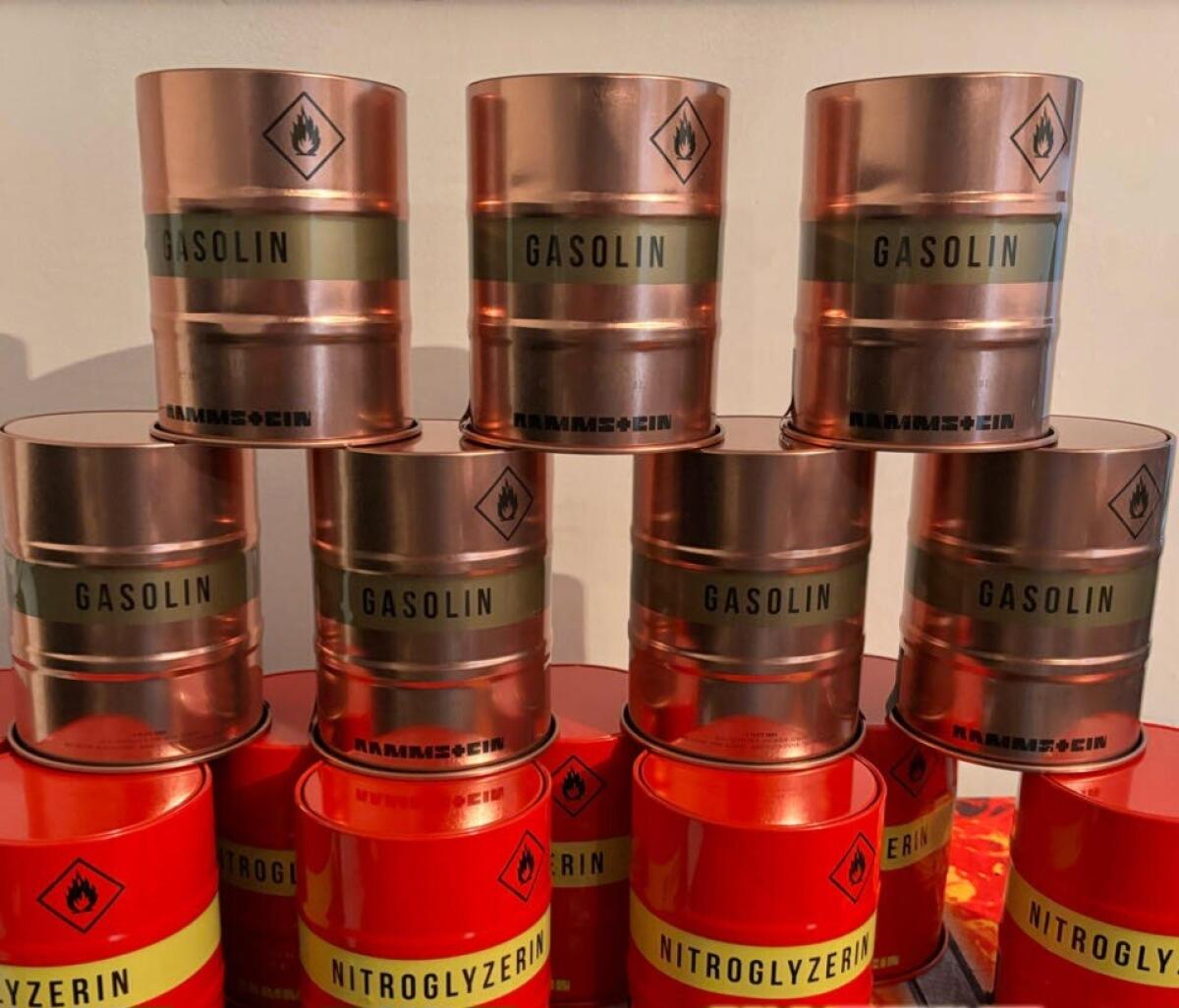عطر ادکلن نیتروگلیسیرین رامشتاین - Nitroglyzerin Rammstein - بررسی، قیمت و خرید