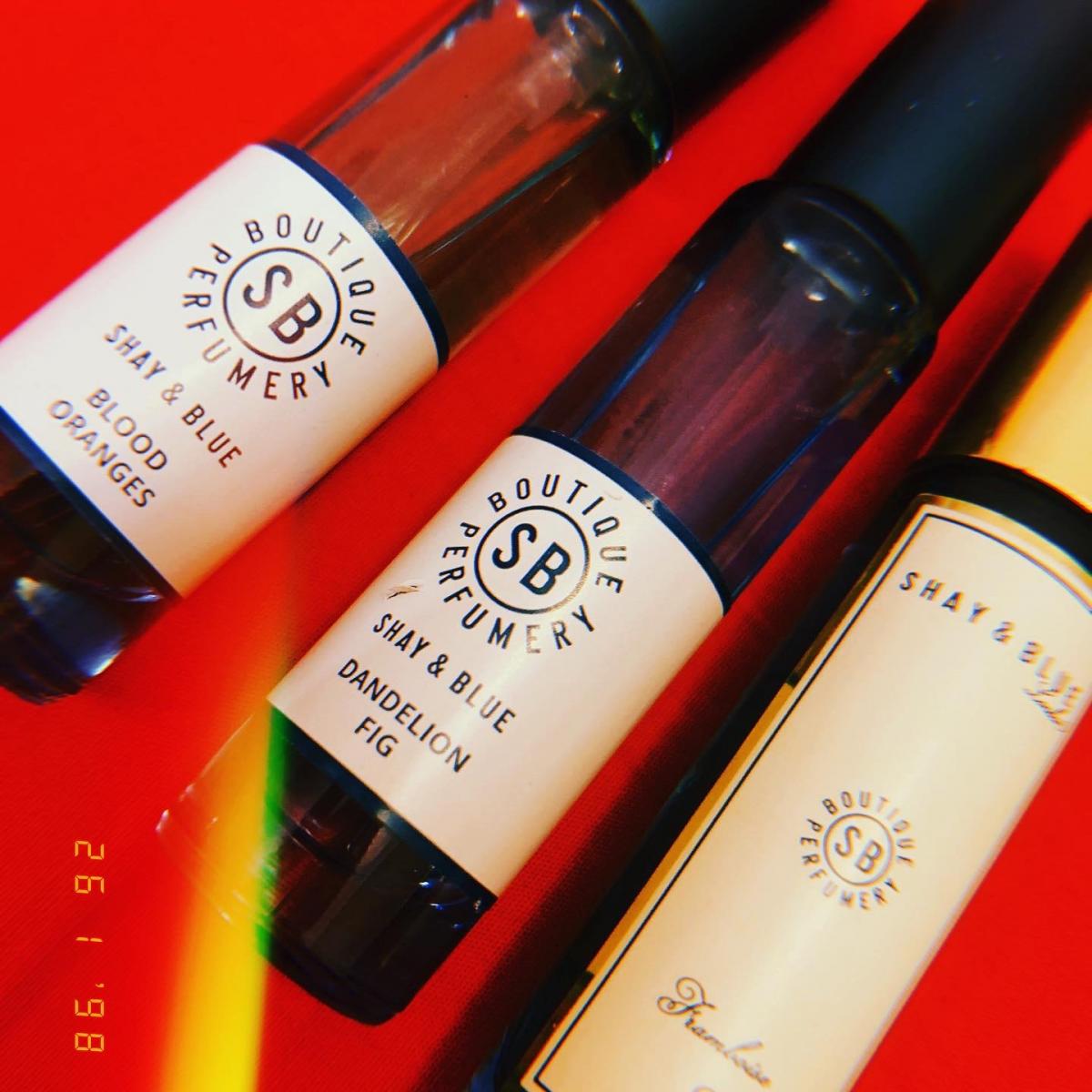 عطر ادکلن دندلیون فیگ شِی اَند بلو لندن - Dandelion Fig Shay & Blue London - بررسی، قیمت و خرید