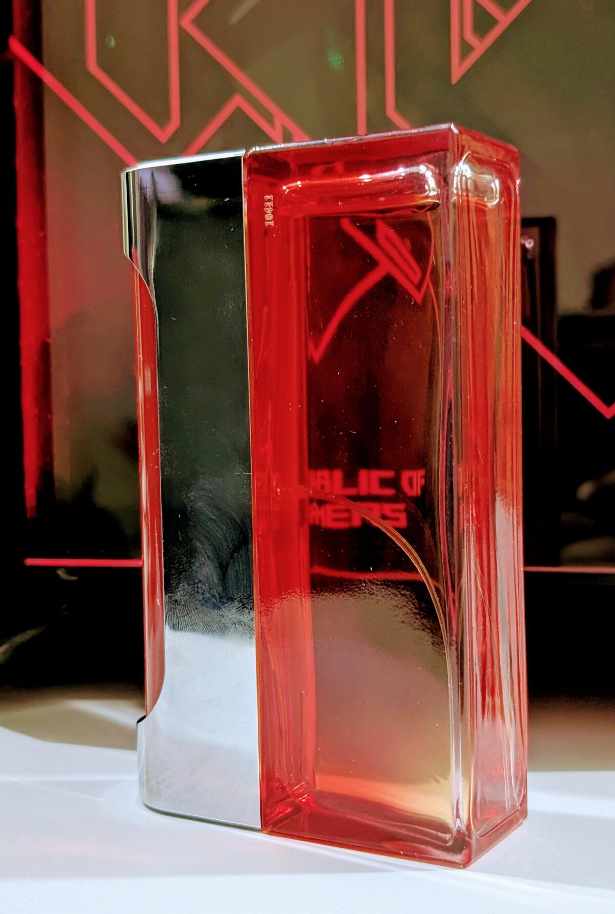 عطر ادکلن اولتراد مَن رابان - Ultrared Men Rabanne - بررسی، قیمت و خرید