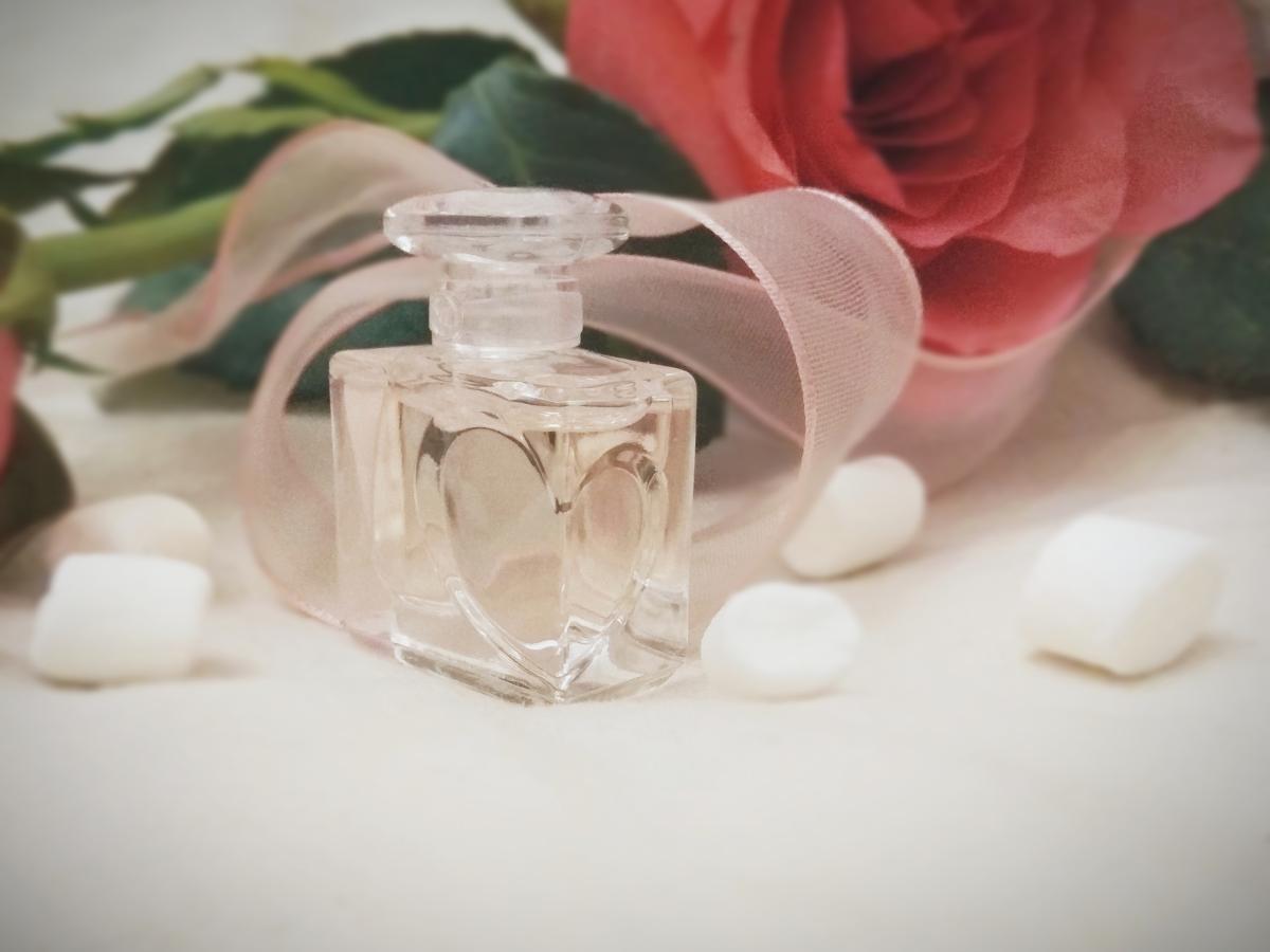 عطر ادکلن کِلک نوت د آمور له اُ دو توالت ایوروشه - Quelques Notes d’Amour L'Eau de Toilette Yves Rocher - بررسی، قیمت و خرید