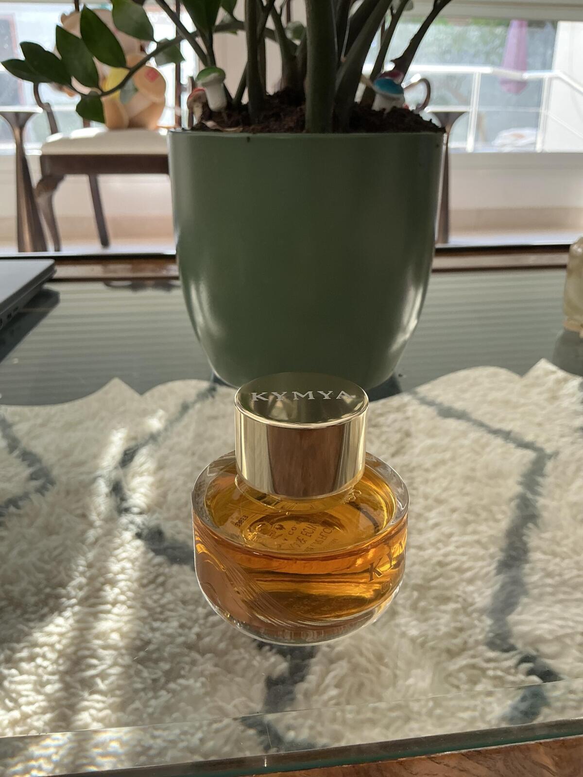 عطر ادکلن [kæmboˈdi] کیمیا - Kambodi Kymya - بررسی، قیمت و خرید