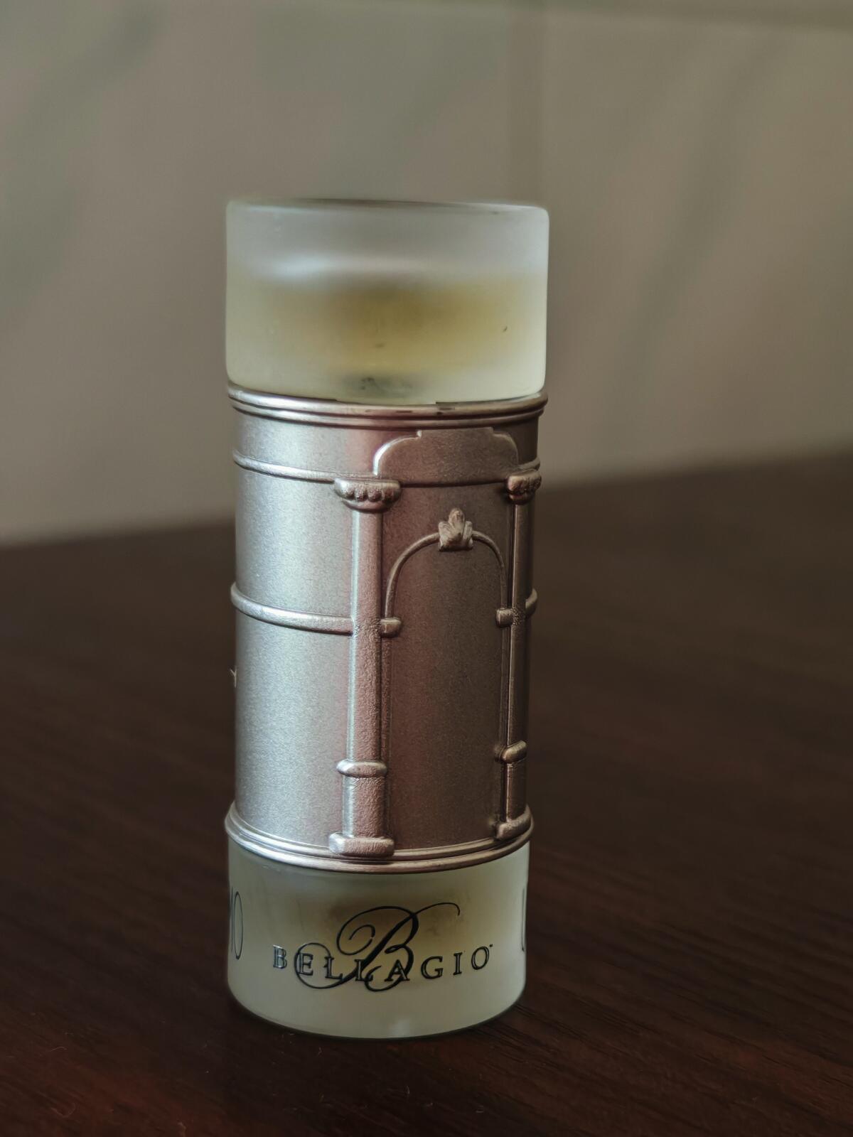 عطر ادکلن بلاجیو اومو مایکل آنجلو - Bellagio Uomo Micaelangelo - بررسی، قیمت و خرید