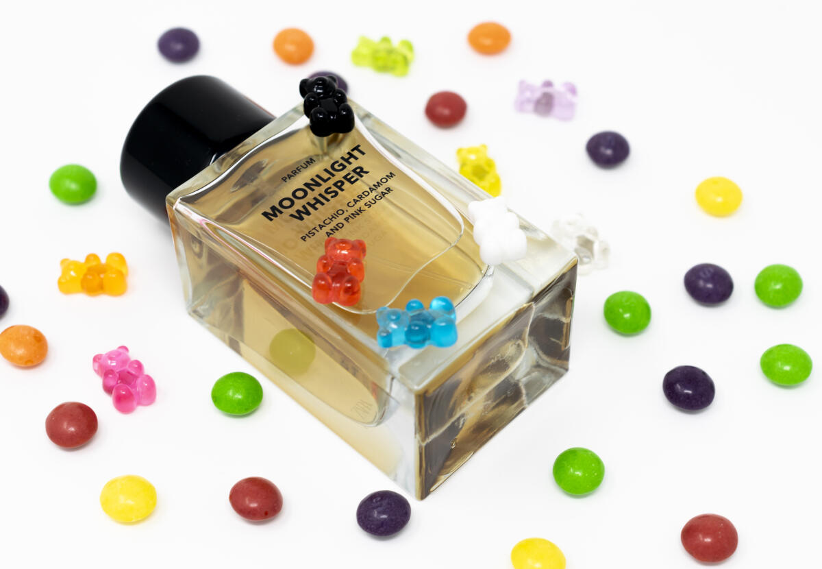 عطر ادکلن مون‌لایت ویسپر زارا - Moonlight Whisper Zara - بررسی، قیمت و خرید