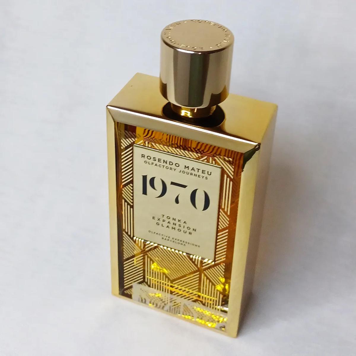 عطر ادکلن نوزده هفتاد رزندو ماتیو اولفکتیو اکسپرشنز - 1970 Rosendo Mateu Olfactive Expressions - بررسی، قیمت و خرید
