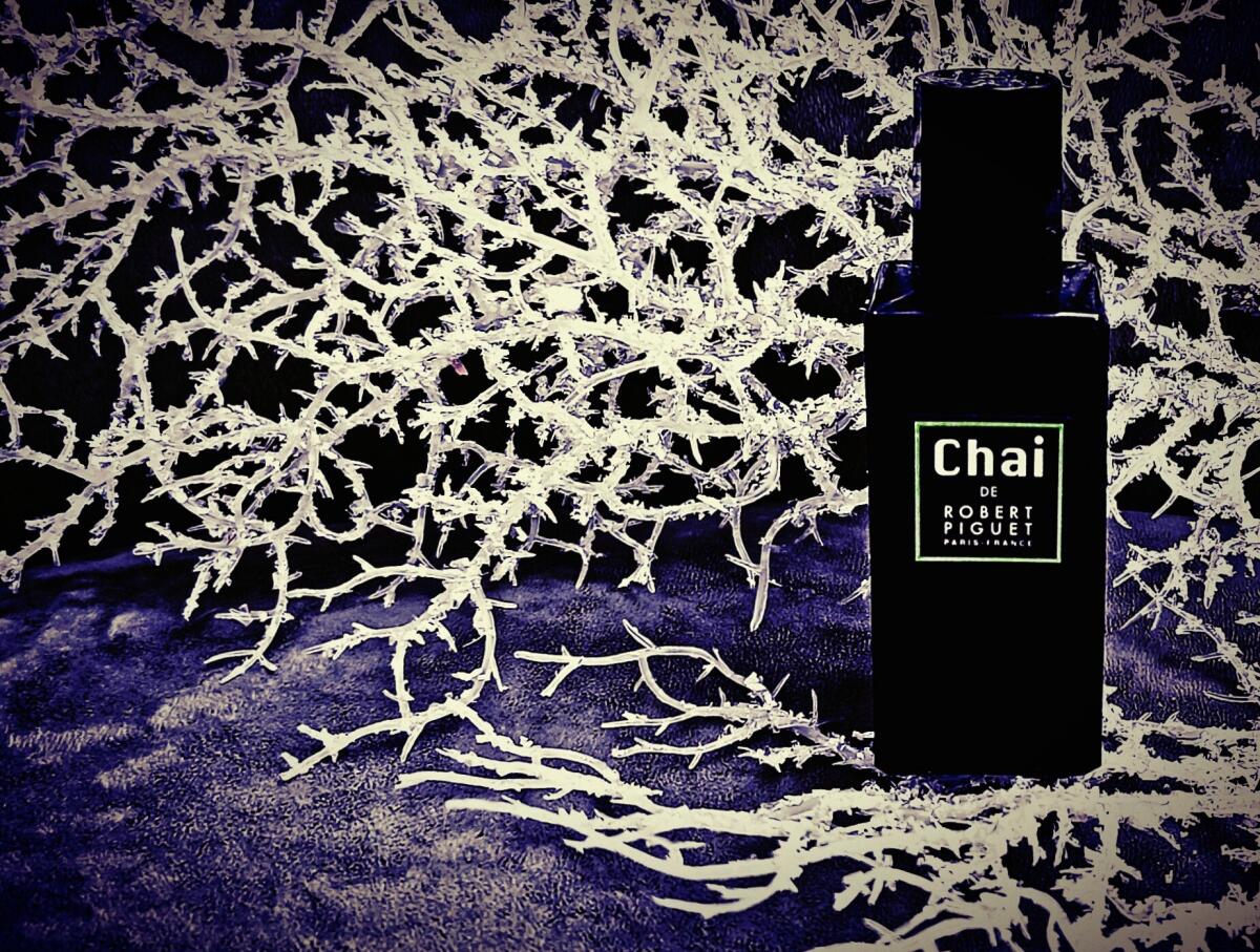 عطر ادکلن چای رابرت پیگه - Chai Robert Piguet - بررسی، قیمت و خرید