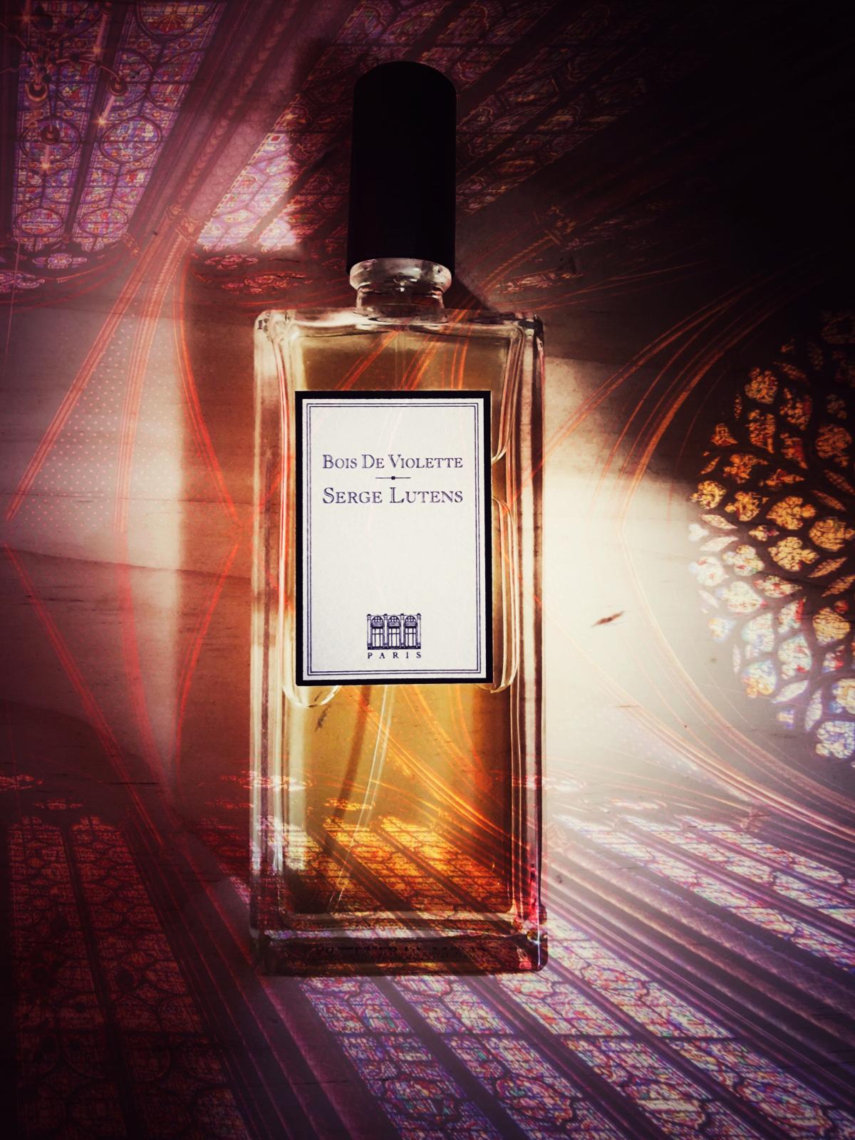 عطر ادکلن بوا دو ویولت سرژ لوتنس - Bois de Violette Serge Lutens - بررسی، قیمت و خرید