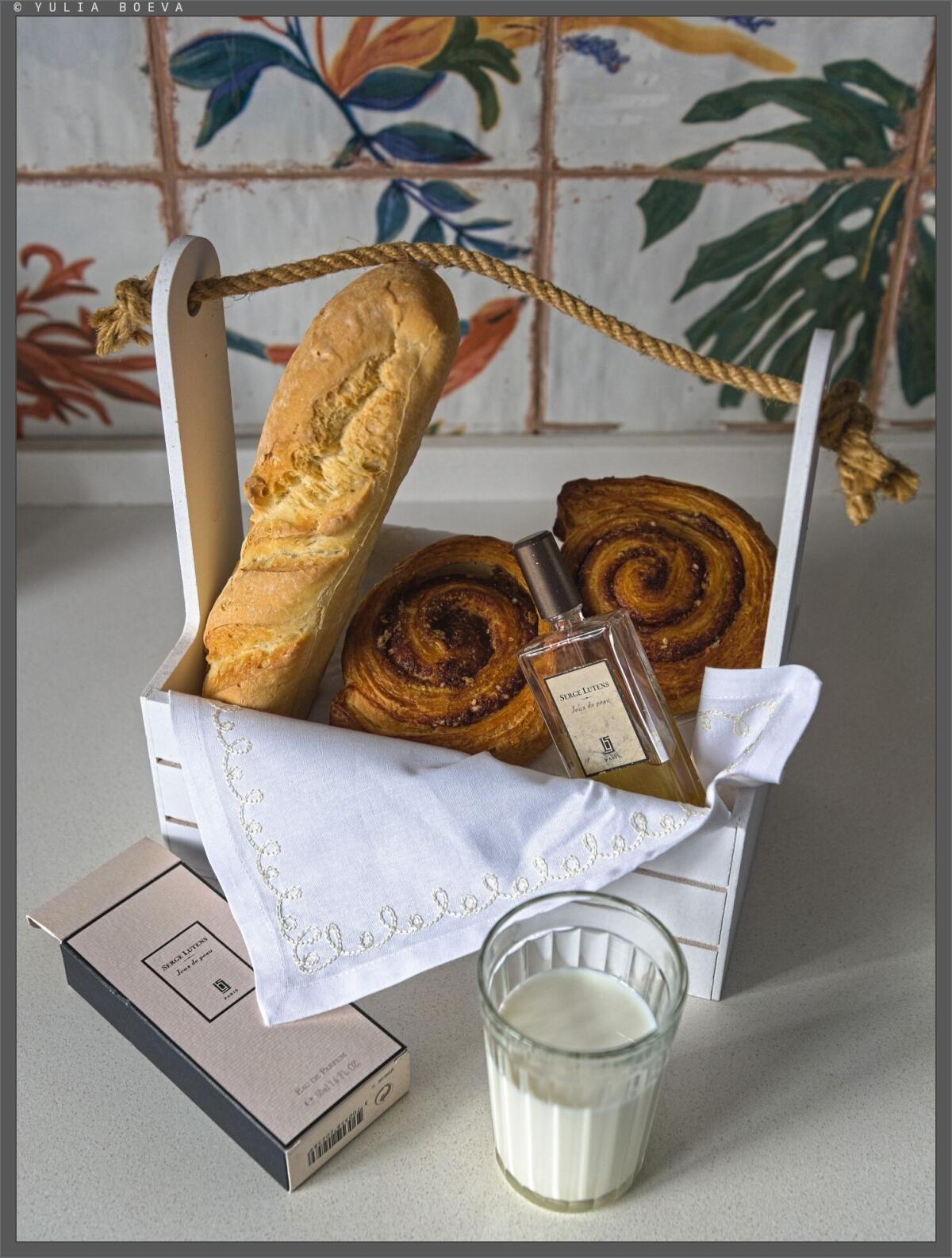 عطر ادکلن ژو دو پو سرژ لوتنز - Jeux de Peau Serge Lutens - بررسی، قیمت و خرید