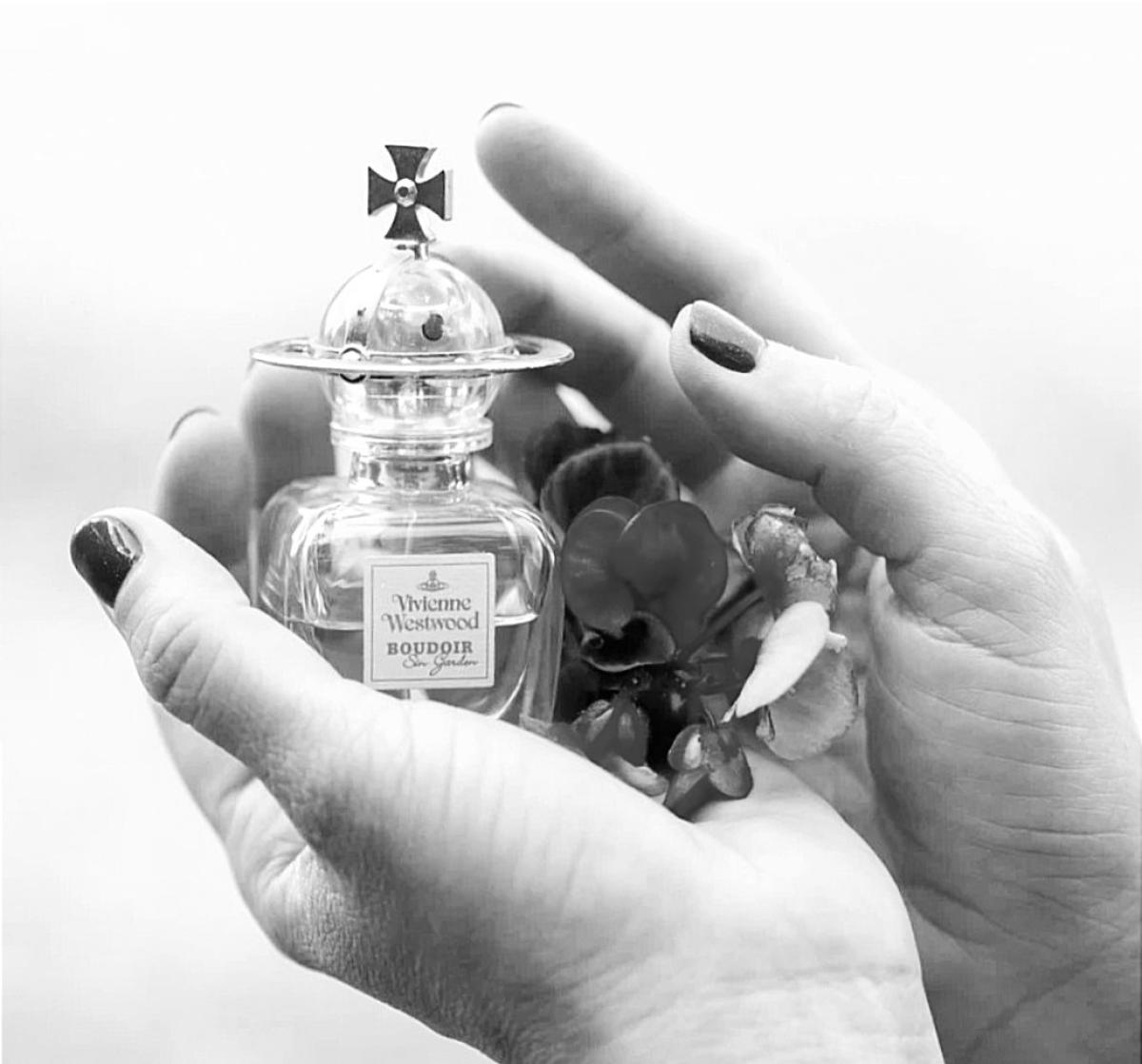 عطر ادکلن بودوار سین گاردن ویویَن وست‌وود - Boudoir Sin Garden Vivienne Westwood - بررسی، قیمت و خرید