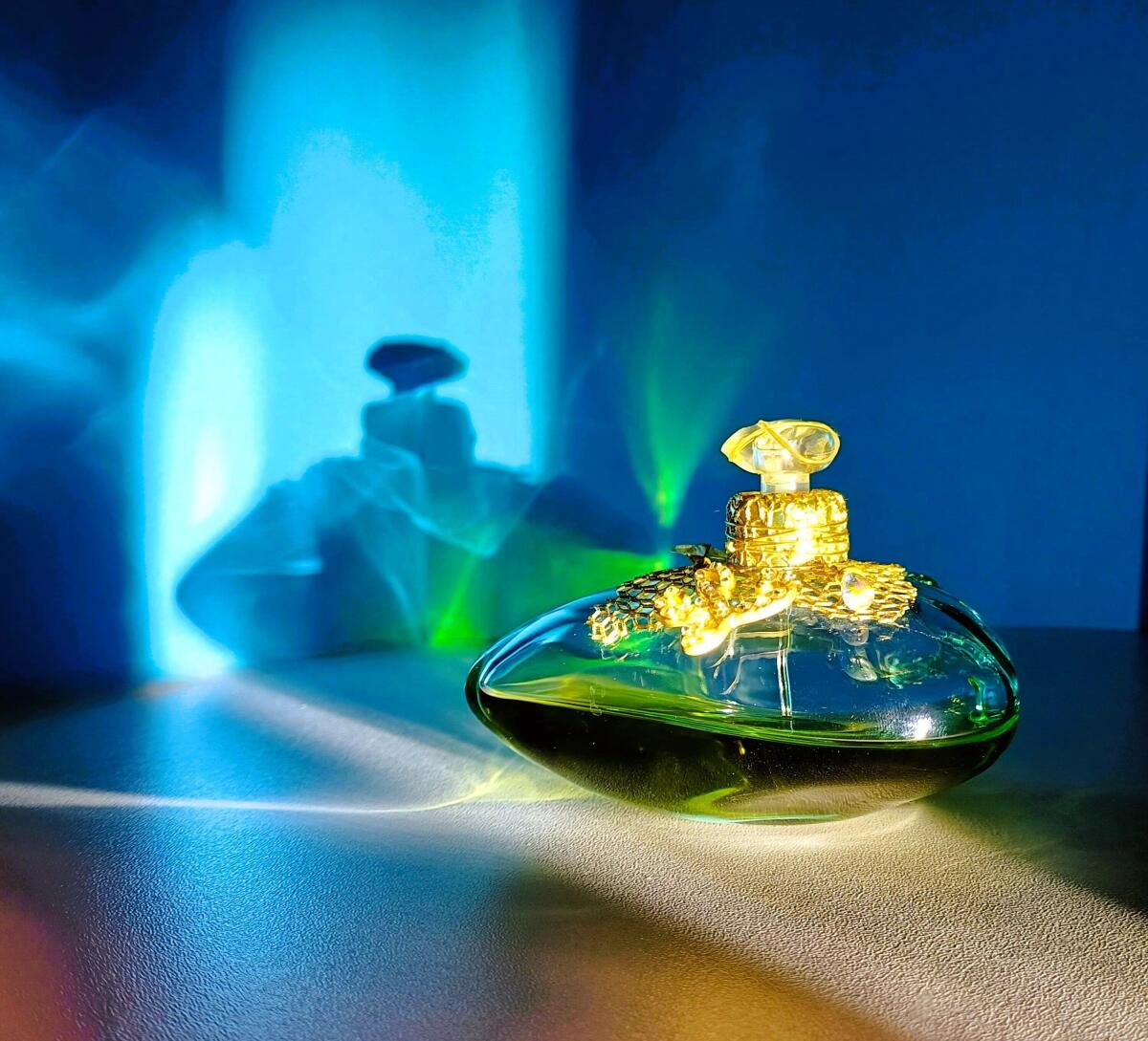 عطر ادکلن ال دو لولیتا لمپیکا لولیتا لمپیکا - L de Lolita Lempicka Lolita Lempicka - بررسی، قیمت و خرید