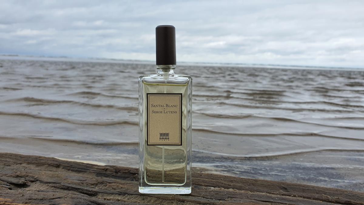 عطر ادکلن سانتال بلنک سرژ لوتنز - Santal Blanc Serge Lutens - بررسی، قیمت و خرید