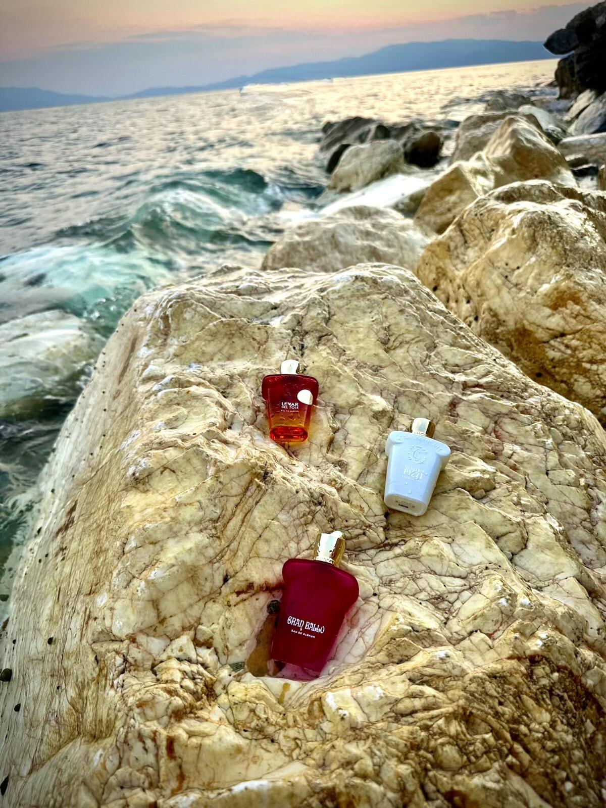 عطر ادکلن لووار دل سوله زرجف - Levar del Sole Xerjoff - بررسی، قیمت و خرید
