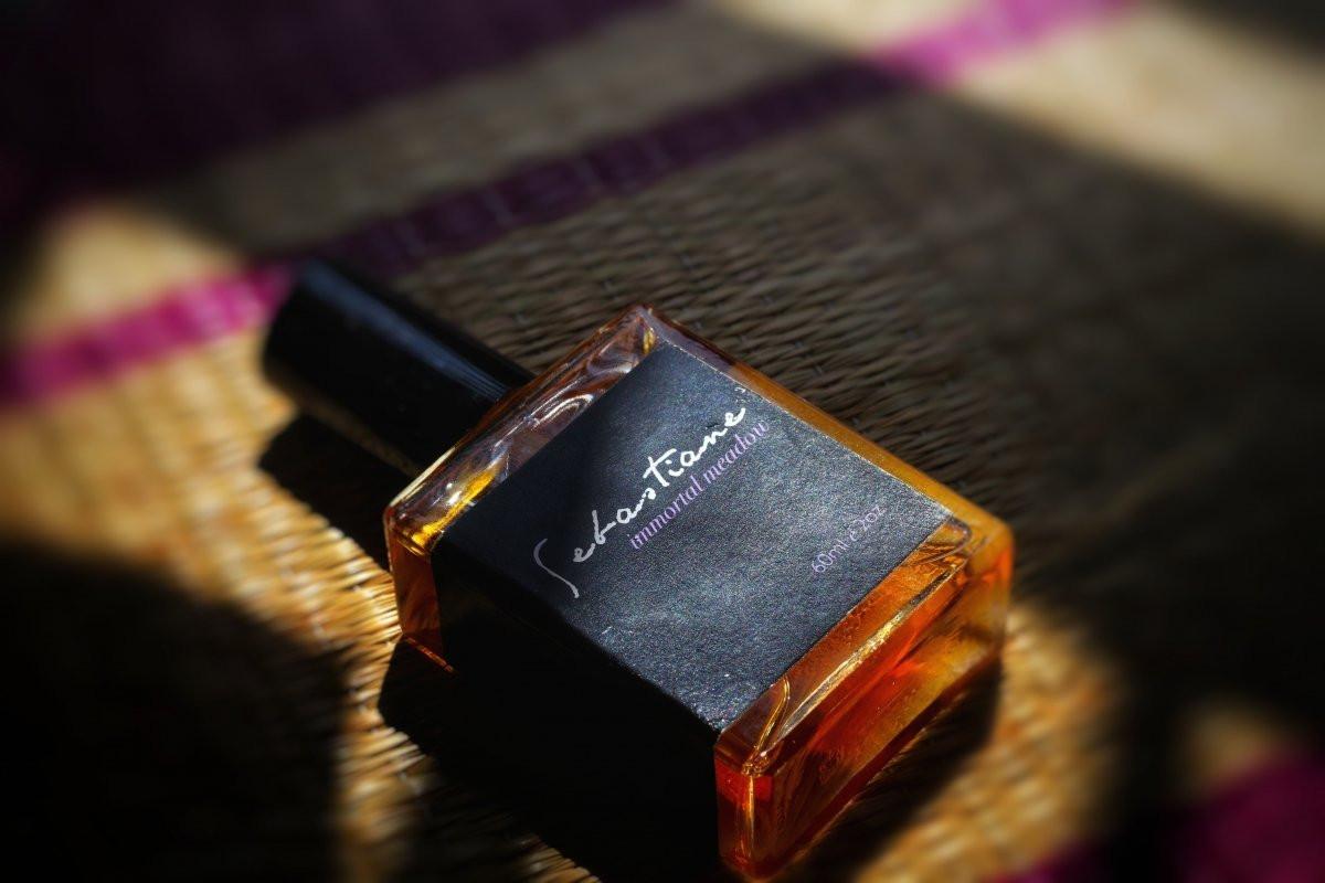 عطر ادکلن ایمورتال میدو سباستین - Immortal Meadow Sebastiane - بررسی، قیمت و خرید