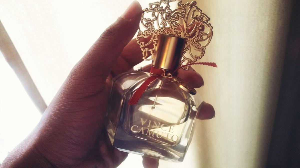 عطر ادکلن ونسه کاموتو ونز کاموتو - Vince Camuto Vince Camuto - بررسی، قیمت و خرید