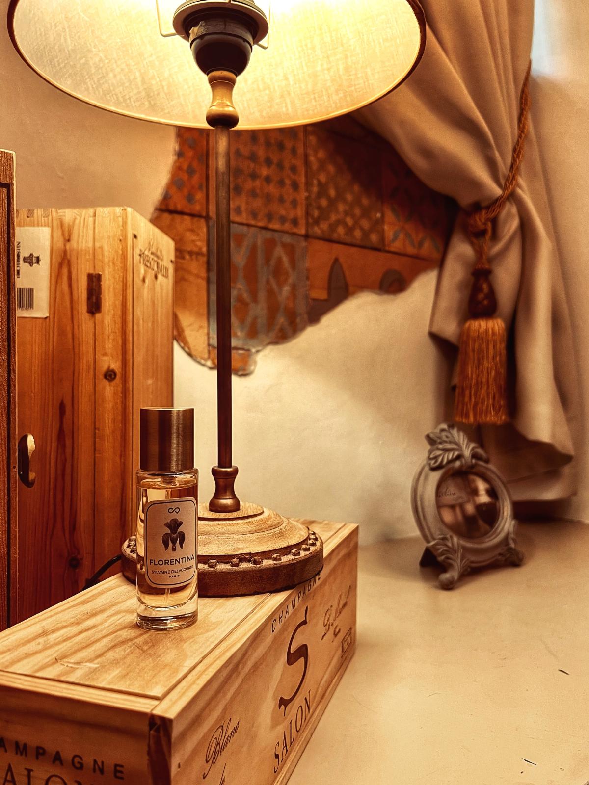 عطر ادکلن فلورنتینا سیلوین دلاکورت - Florentina Sylvaine Delacourte - بررسی، قیمت و خرید