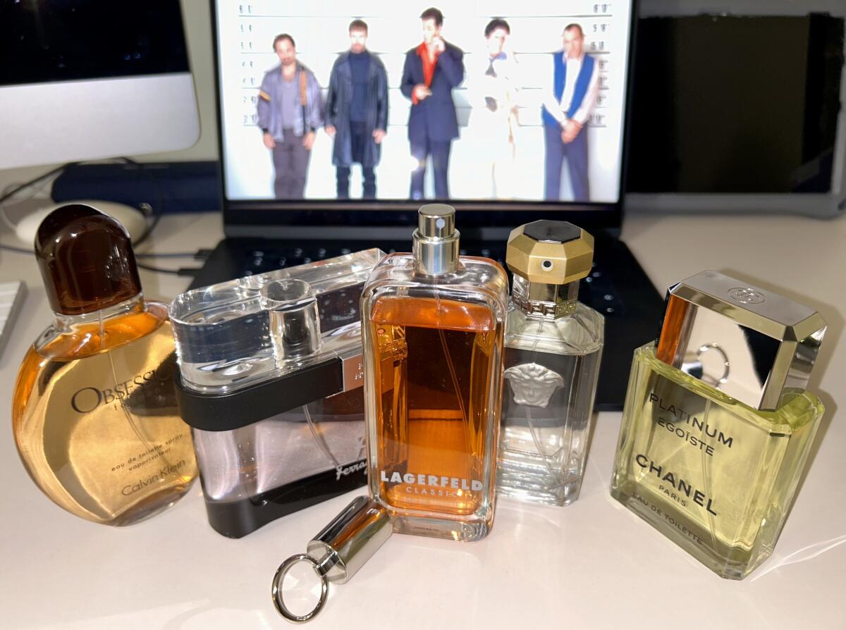 عطر ادکلن اف بای فرگامو بلک سالواتوره فراگامو - F by Ferragamo Black Salvatore Ferragamo - بررسی، قیمت و خرید