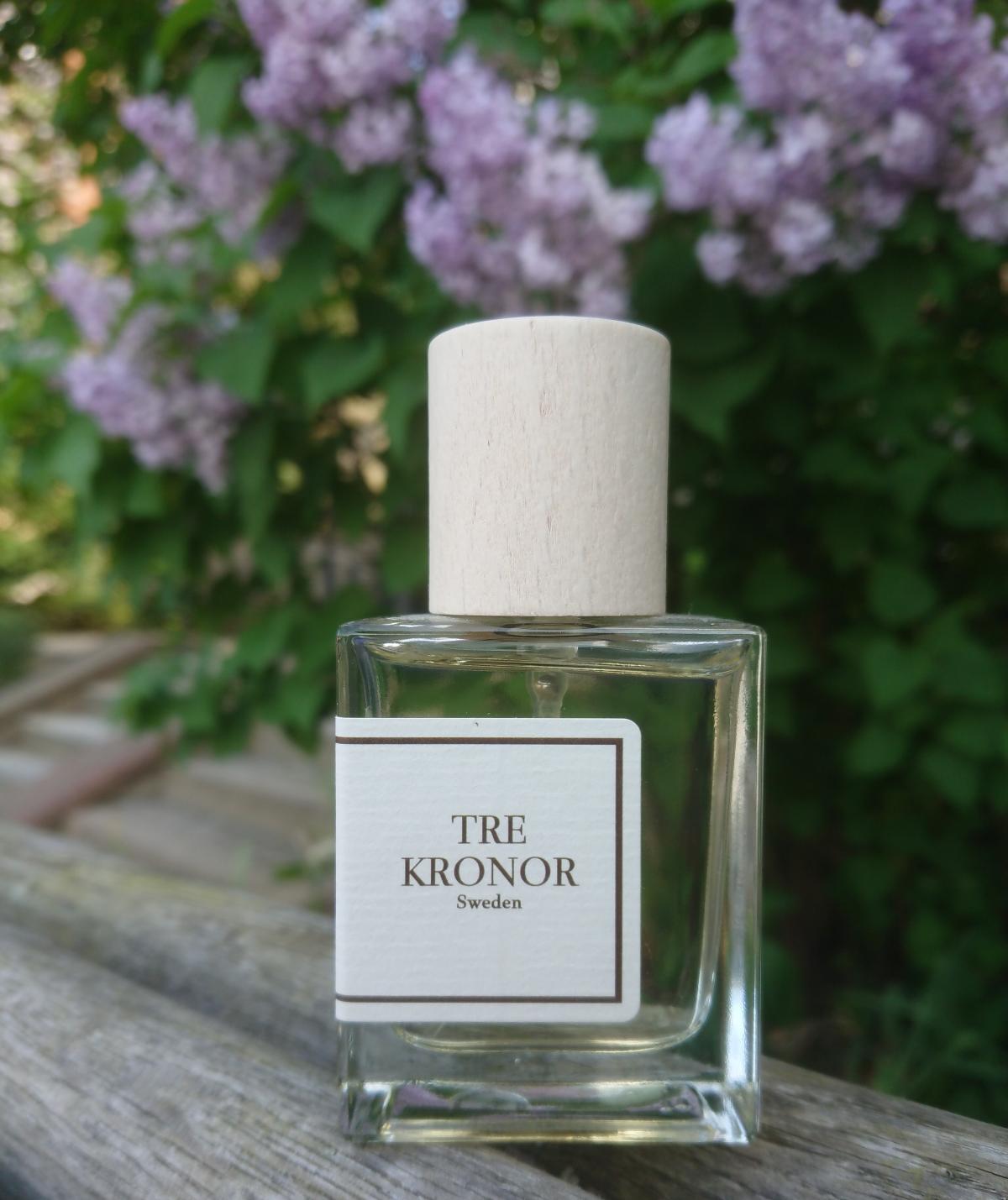 عطر ادکلن تره کرونور سوئدافت - Tre Kronor SweDoft - بررسی، قیمت و خرید