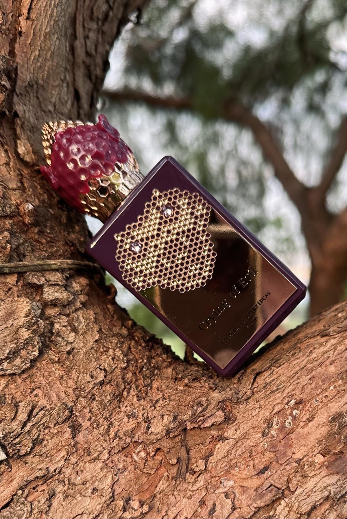 عطر ادکلن کرایینگ آف ایویل استفان هامبرت لوکاس هفتصد و هفتاد و هفت - Crying of Evil Stéphane Humbert Lucas 777 - بررسی، قیمت و خرید