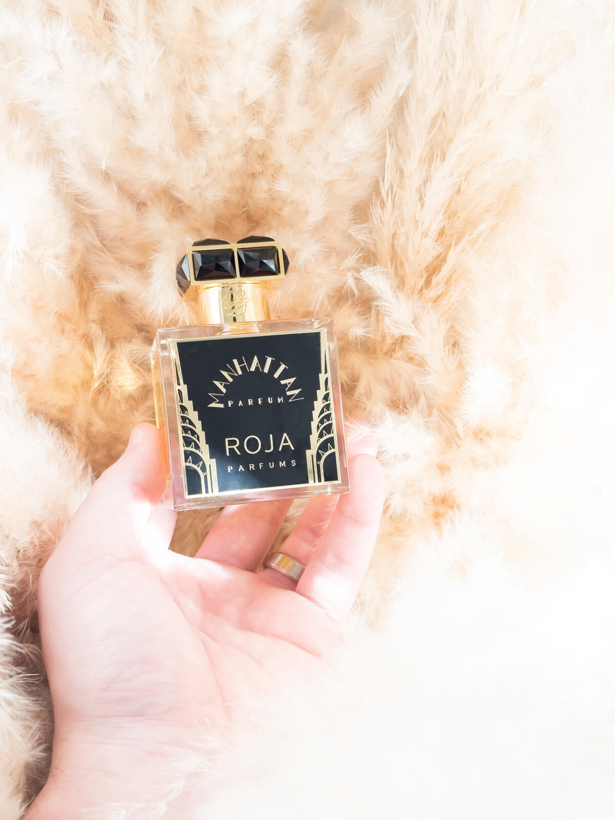 عطر ادکلن منهتن روجا داو - Manhattan Roja Dove - بررسی، قیمت و خرید