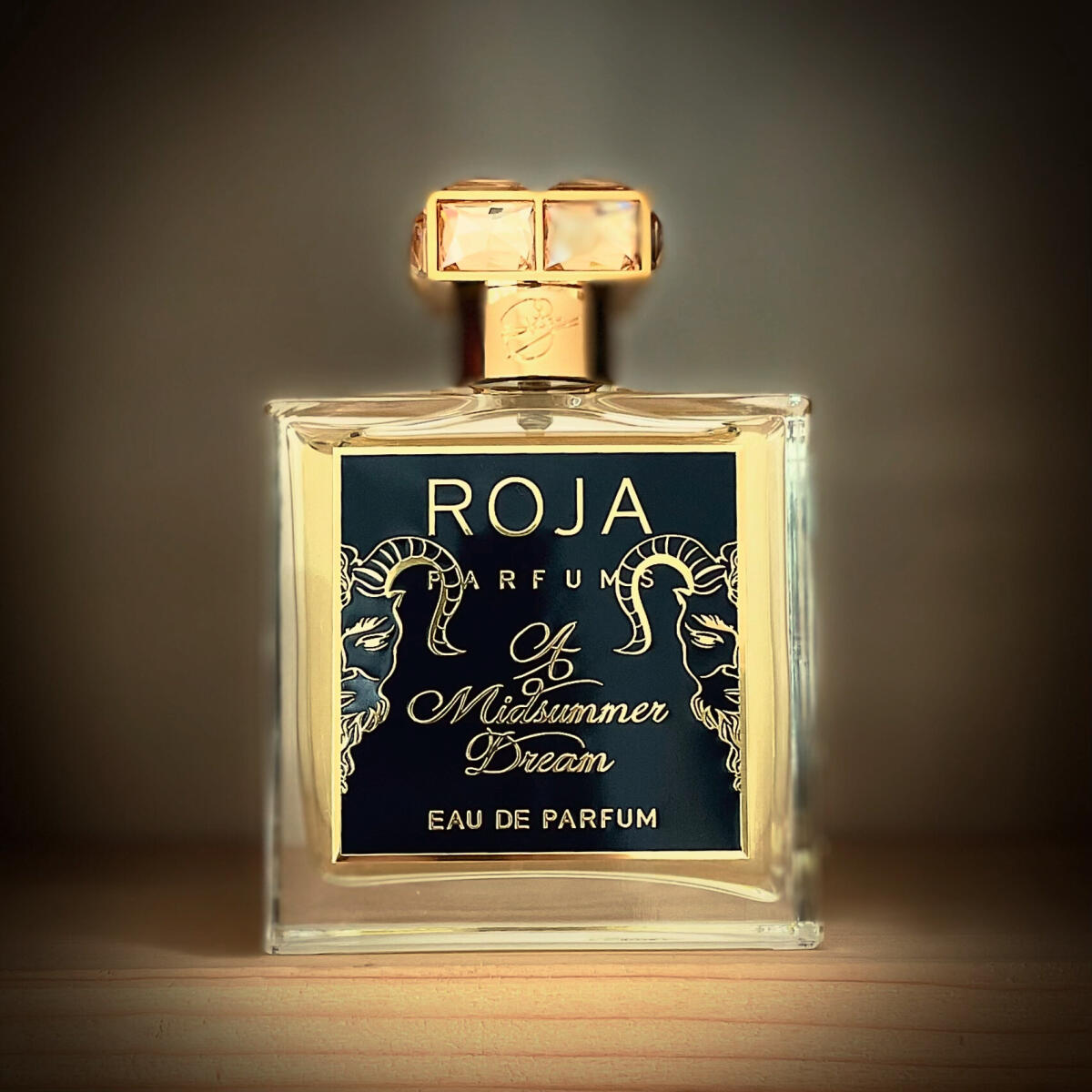 عطر ادکلن رؤیای شب نیمه تابستان روجا داو - A Midsummer Dream Roja Dove - بررسی، قیمت و خرید
