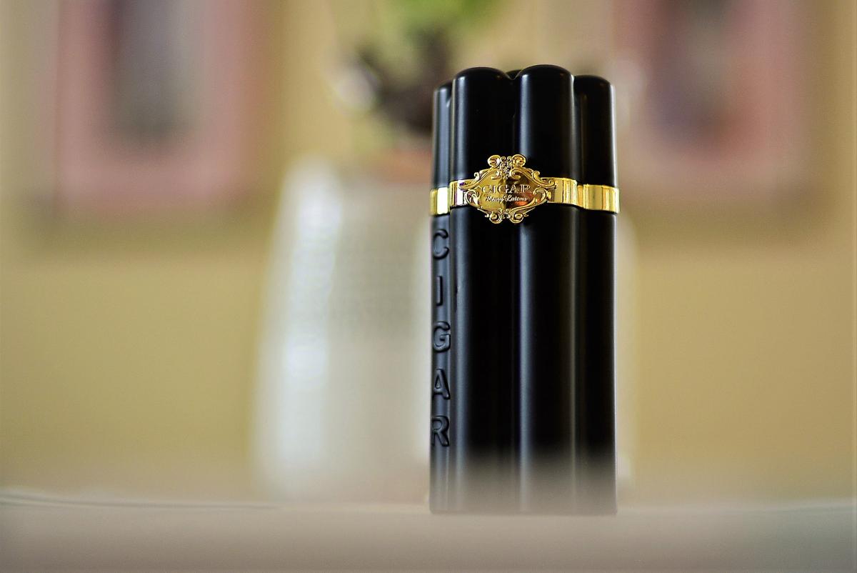 عطر ادکلن سیگار بلک عود رمی لاتور - Cigar Black Oud Rémy Latour - بررسی، قیمت و خرید