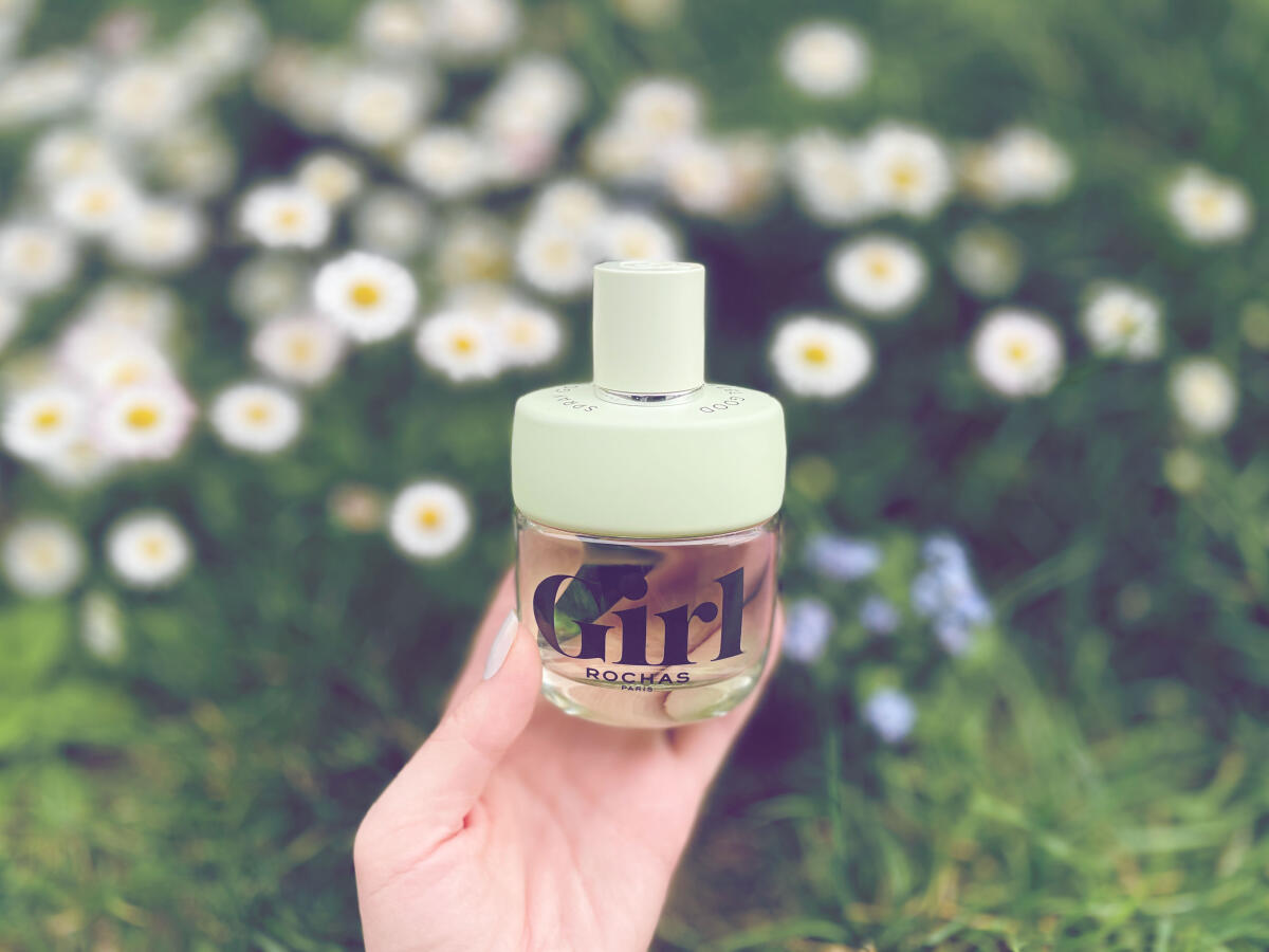 عطر ادکلن گرل روچاس - Girl Rochas - بررسی، قیمت و خرید