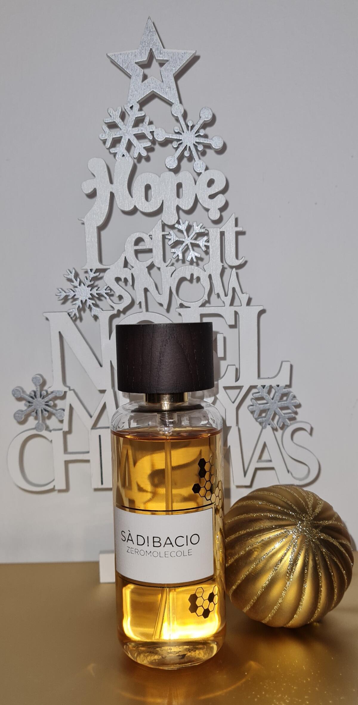 عطر ادکلن سا دی باچو زرومولکول - Sà di Bacio Zeromolecole - بررسی، قیمت و خرید