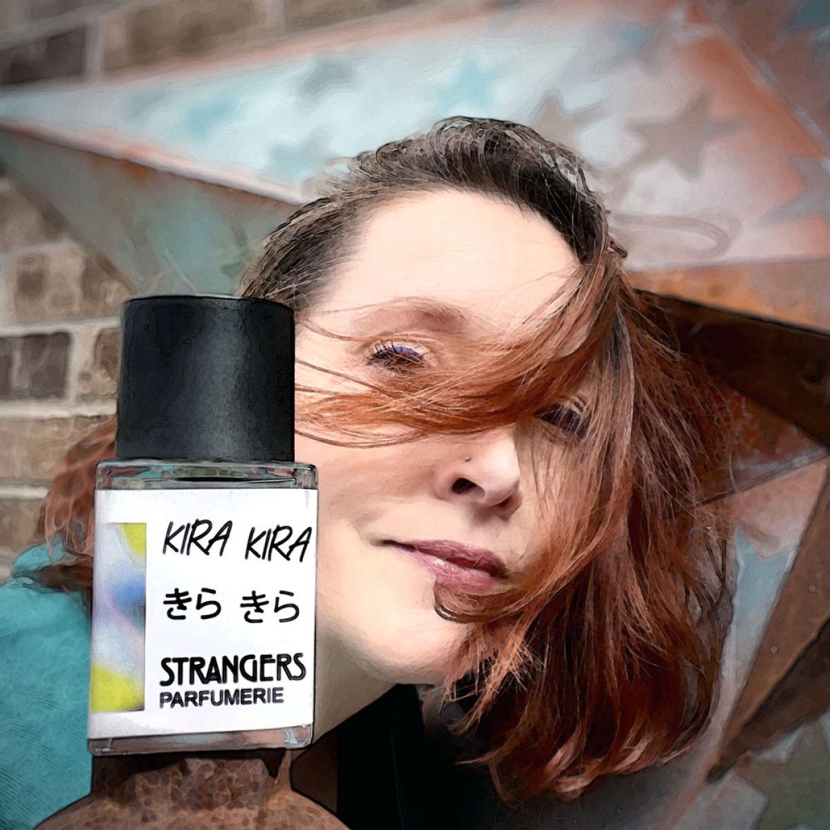 عطر ادکلن کیر‌ا کیر‌ا استرنجرز پرفیومری - Kira Kira きらきら Strangers Parfumerie - بررسی، قیمت و خرید