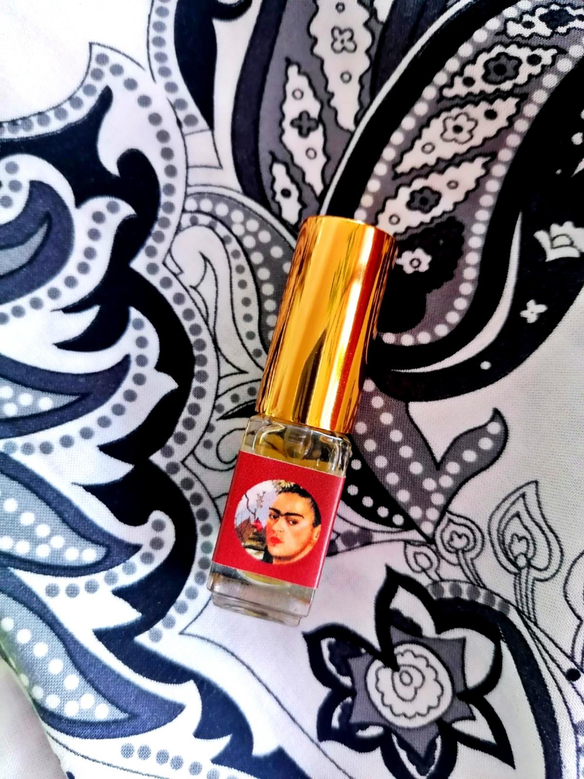 عطر ادکلن فریدا سیوردیا پرفیوم - Frida Siordia Parfums - بررسی، قیمت و خرید