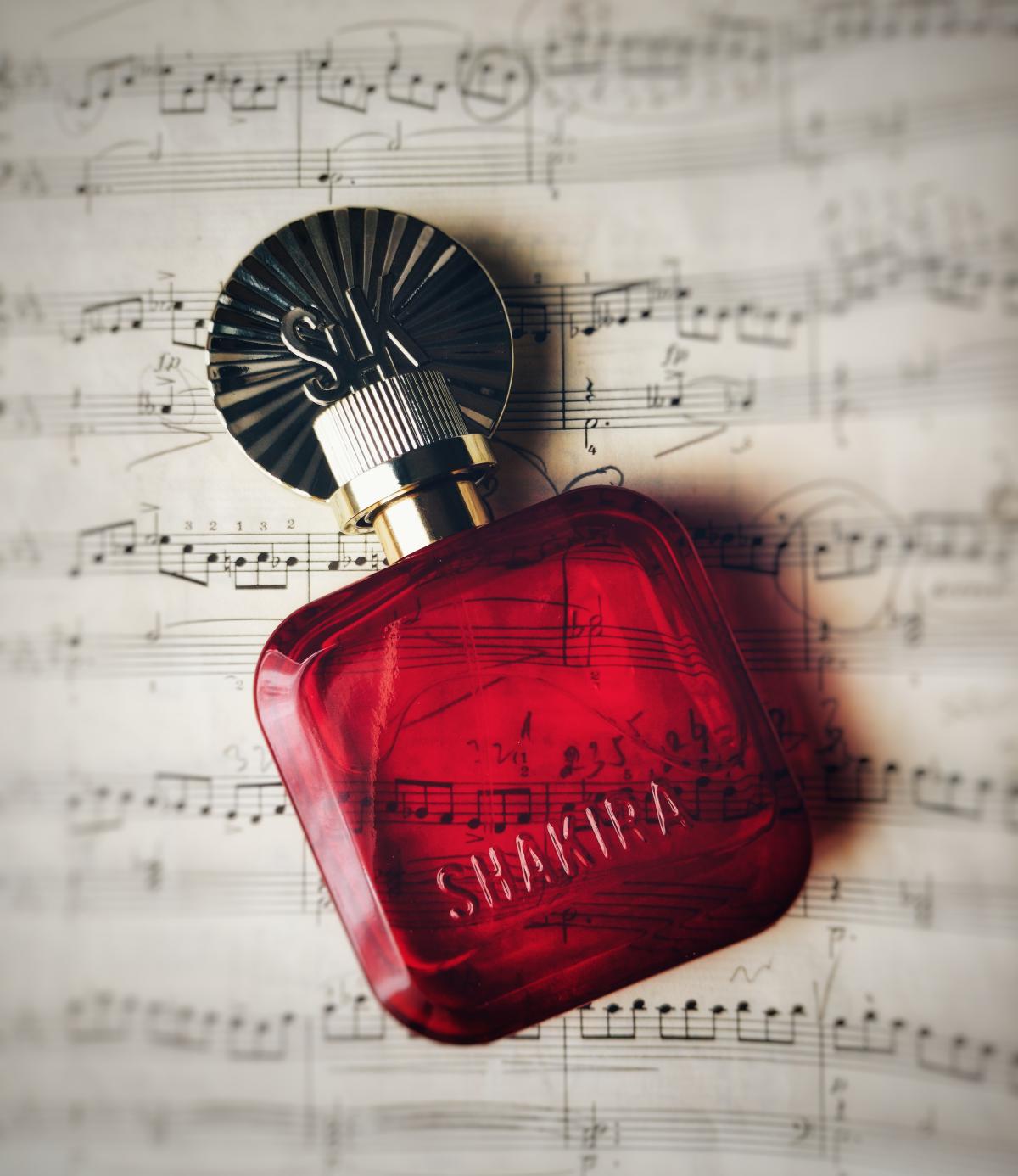 عطر ادکلن روخو شکیرا - Rojo Shakira - بررسی، قیمت و خرید