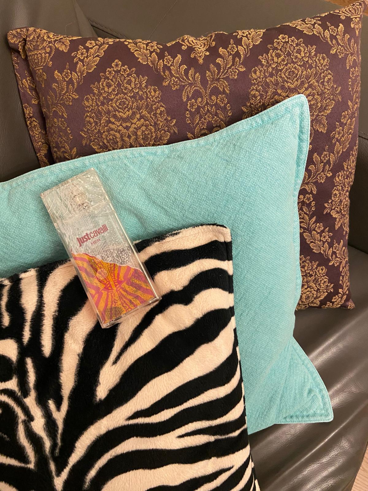 عطر ادکلن جاست کاوالی هر روبرتو کاوالی - Just Cavalli Her Roberto Cavalli - بررسی، قیمت و خرید