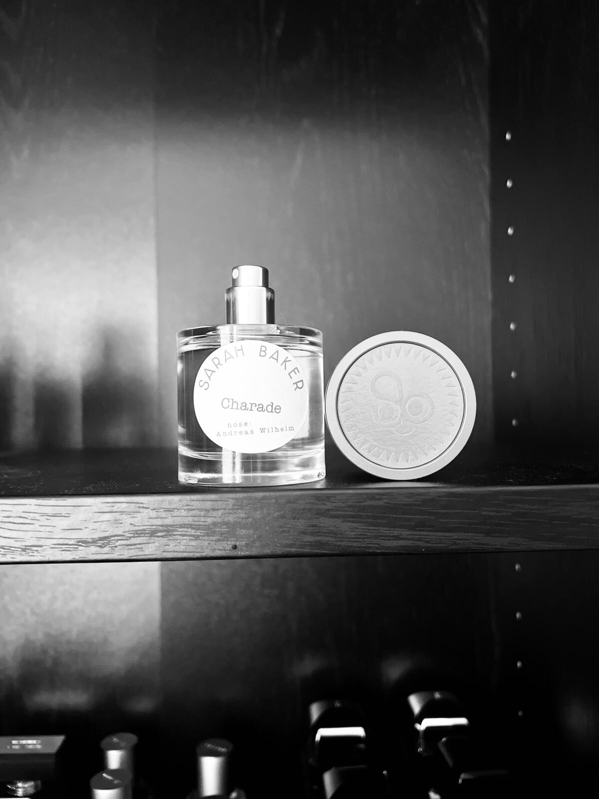 عطر ادکلن شاراد سارا بیکر پرفیومز - Charade Sarah Baker Perfumes - بررسی، قیمت و خرید