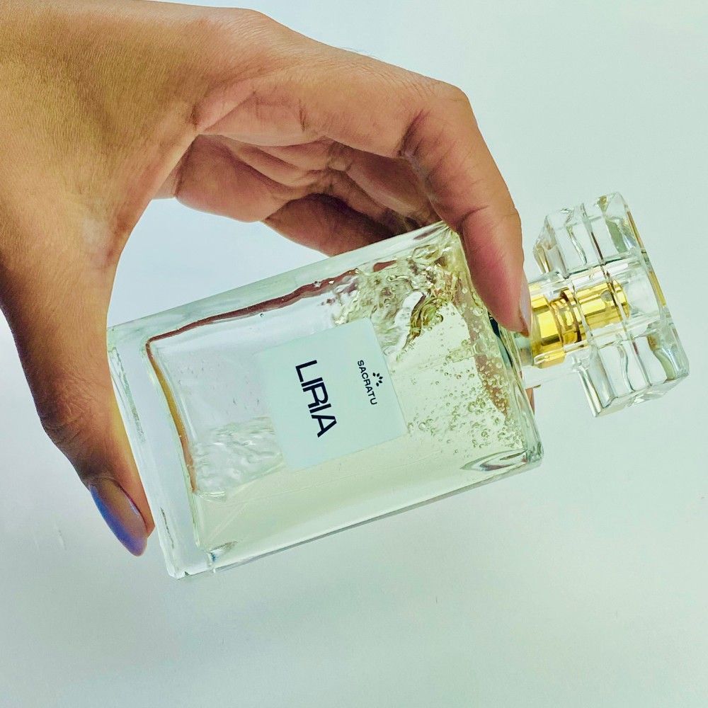 عطر ادکلن لیریا ساکراتو - Liria Sacratu - بررسی، قیمت و خرید