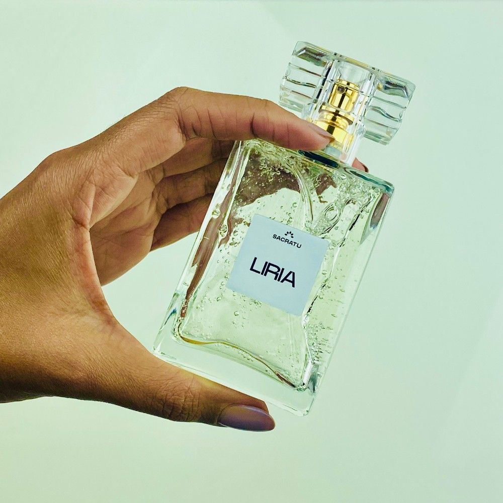 عطر ادکلن لیریا ساکراتو - Liria Sacratu - بررسی، قیمت و خرید