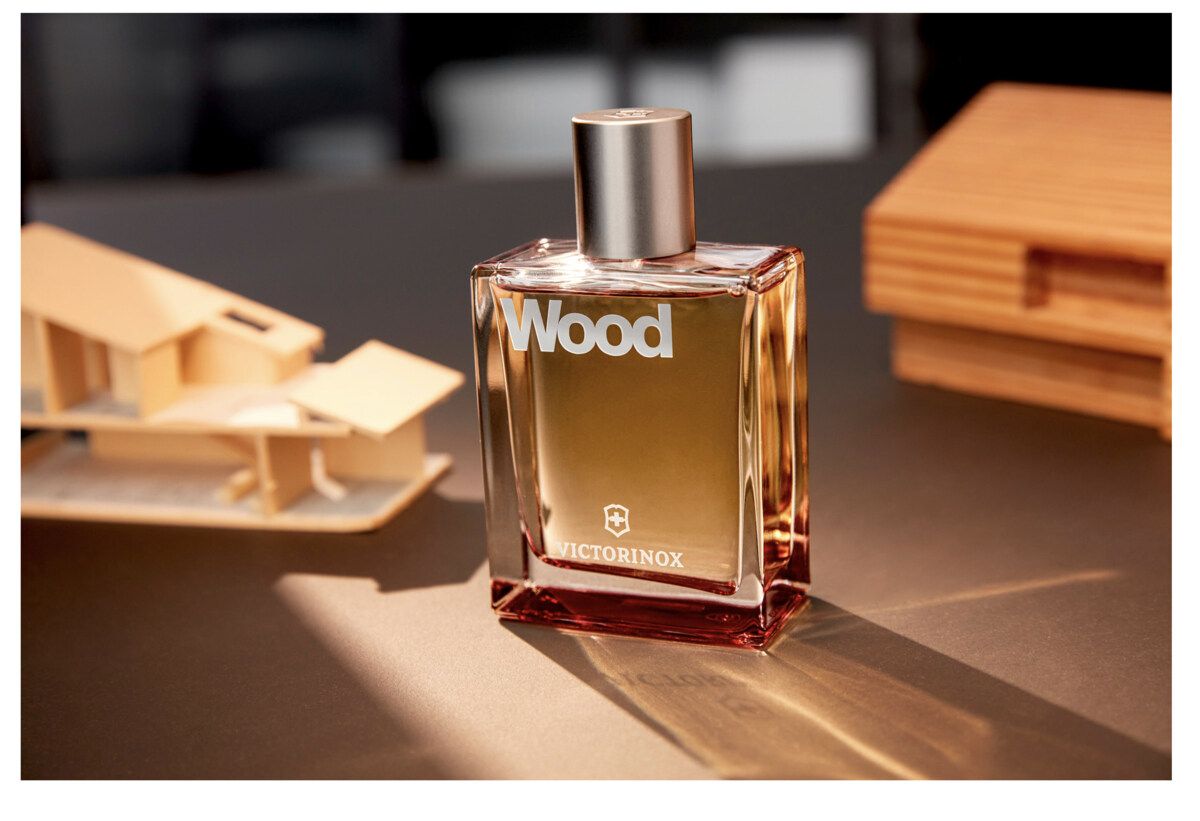 عطر ادکلن وود ویکتورینوکس سوییس آرمی - Wood Victorinox Swiss Army - بررسی، قیمت و خرید