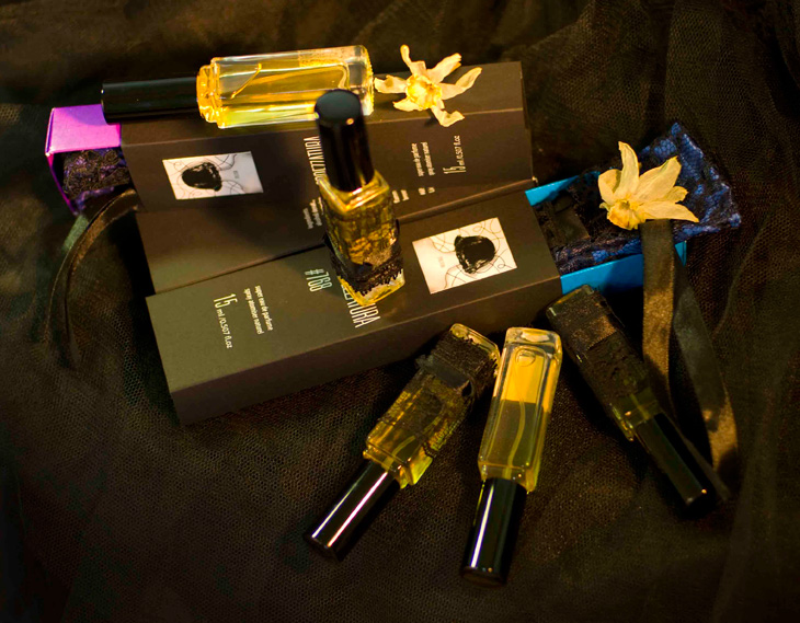 عطر ادکلن هفت سیصد و سی آموره سویسکراتو اسپرزاتورا - 730 Amore Sviscerato Sprezzatura - بررسی، قیمت و خرید