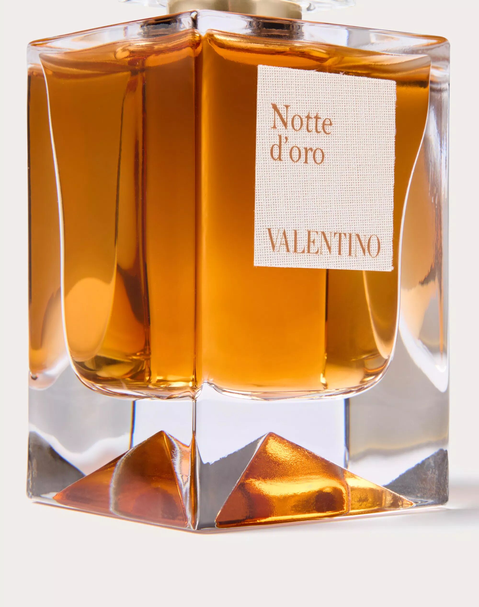 عطر ادکلن نوت دورو والنتینو - Notte d'Oro Valentino - بررسی، قیمت و خرید