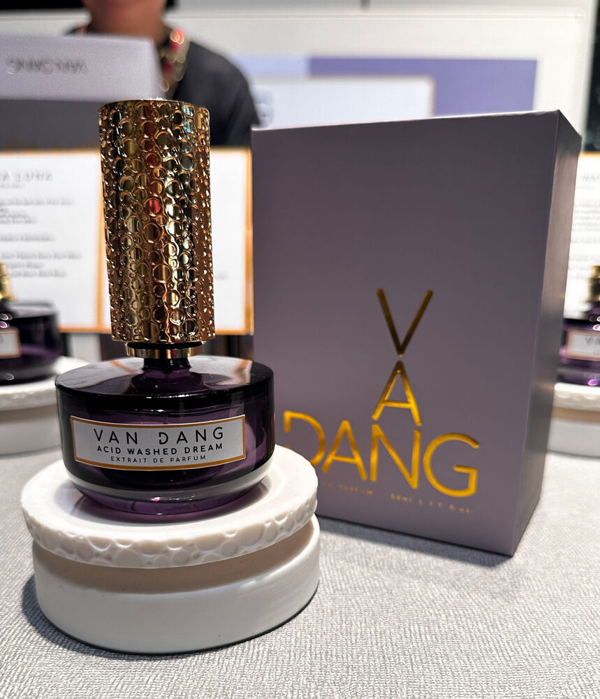 عطر ادکلن اسیـد واشـد دریم وان دانگ - Acid Washed Dream Van Dang - بررسی، قیمت و خرید