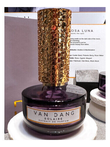 عطر ادکلن سولر ون دنگ - Solaire Van Dang - بررسی، قیمت و خرید