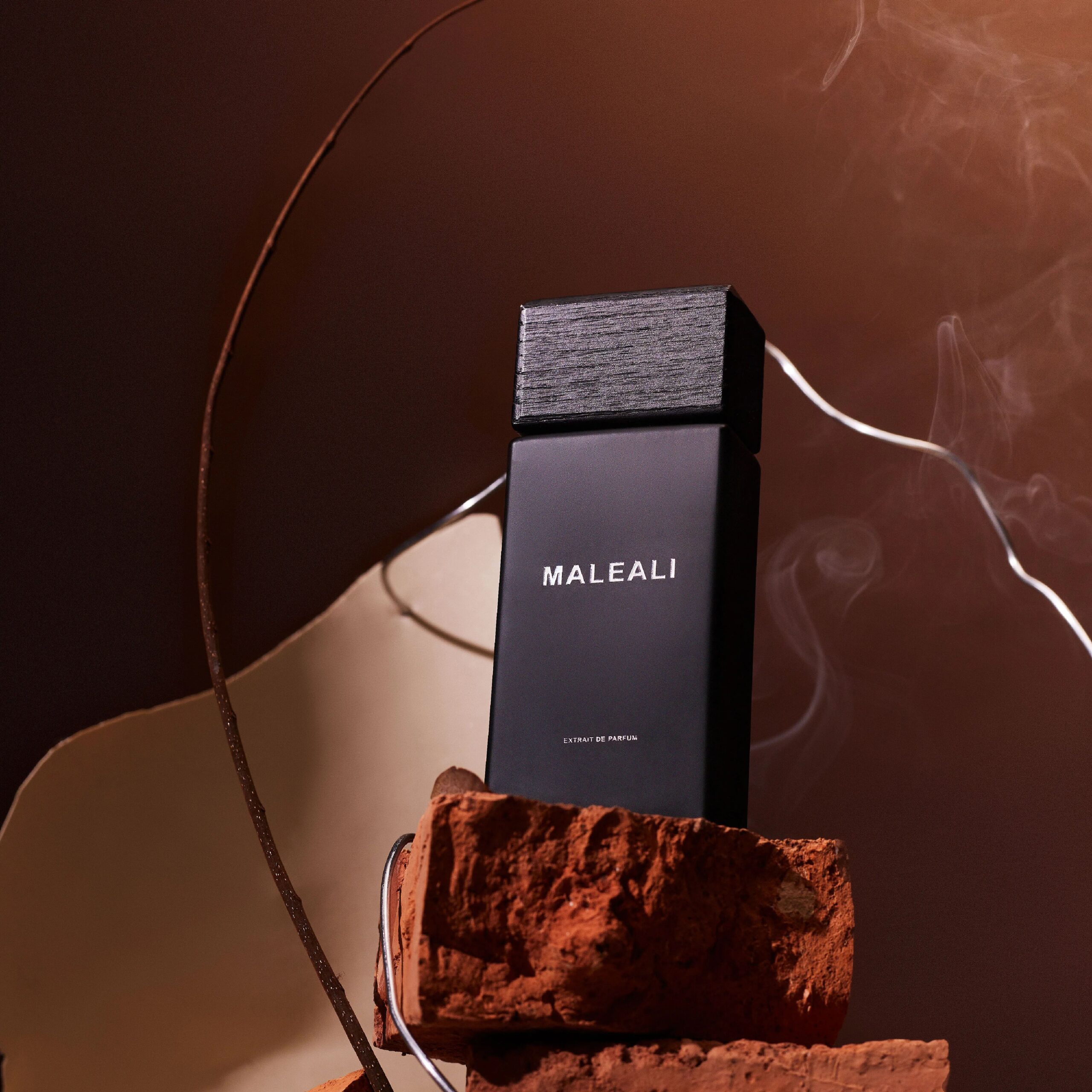 عطر ادکلن مالئالی سَف اند کو - Maleali SAFF & Co. - بررسی، قیمت و خرید