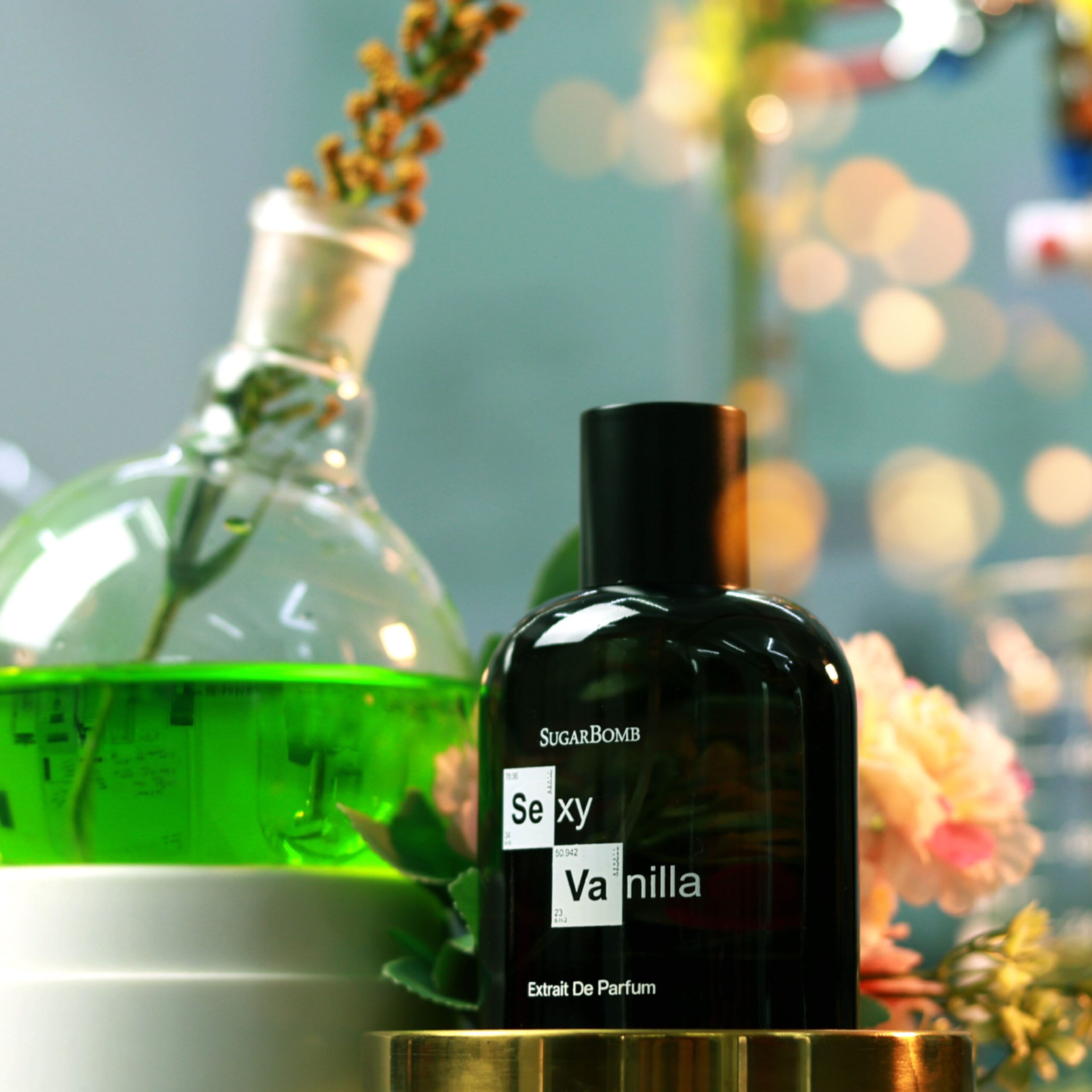 عطر ادکلن الکمیست س..کسی وانیلا شوگر بامب - Alchemist Se..xy Vanilla SugarBomb - بررسی، قیمت و خرید