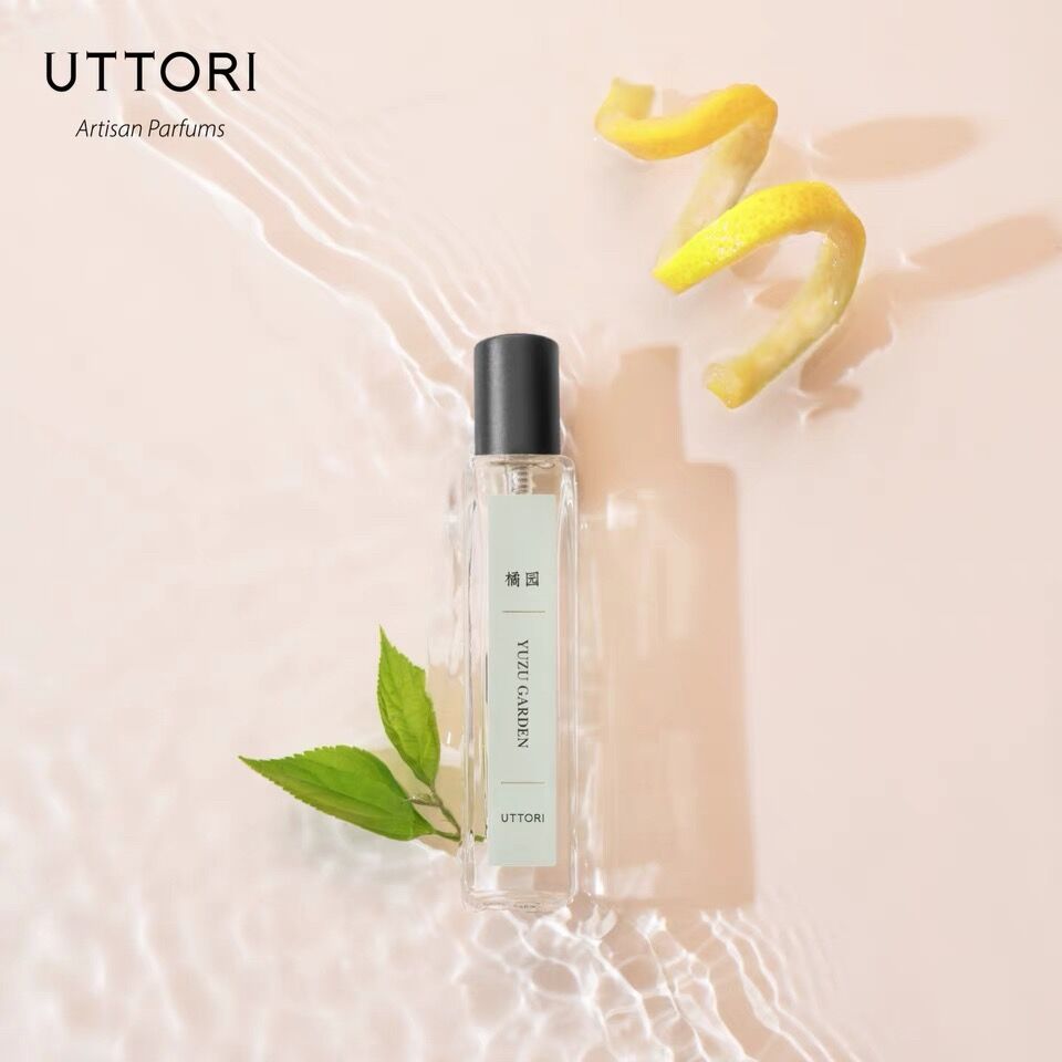 عطر ادکلن یوزو گاردن اوتوری - Yuzu Garden 橘园 Uttori 五朵里 - بررسی، قیمت و خرید