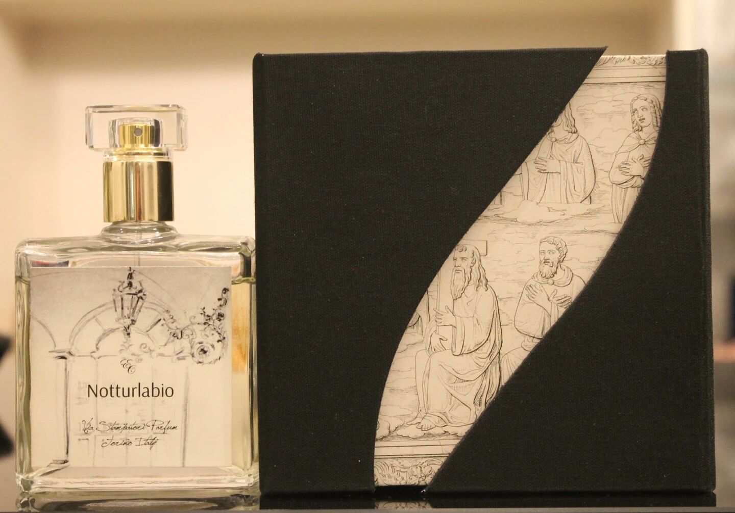 عطر ادکلن نوتورلابیو ویا استامپاتوری - Notturlabio Via Stampatori - بررسی، قیمت و خرید