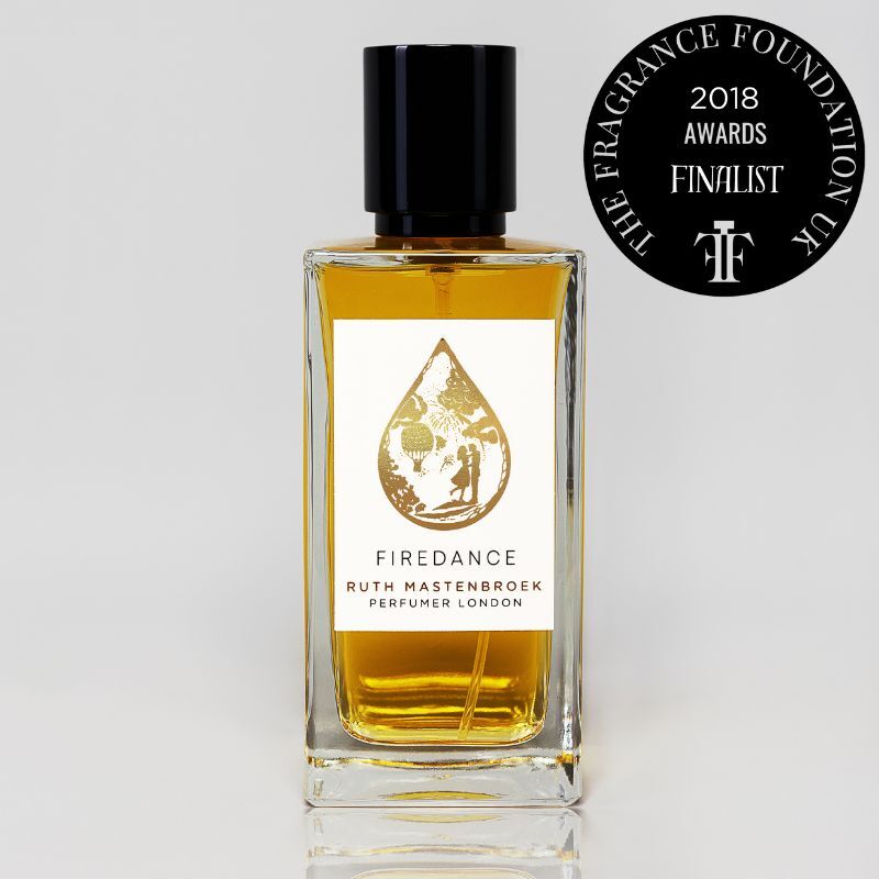 عطر ادکلن فایردنس روث ماستن‌ بروک - Firedance Ruth Mastenbroek - بررسی، قیمت و خرید