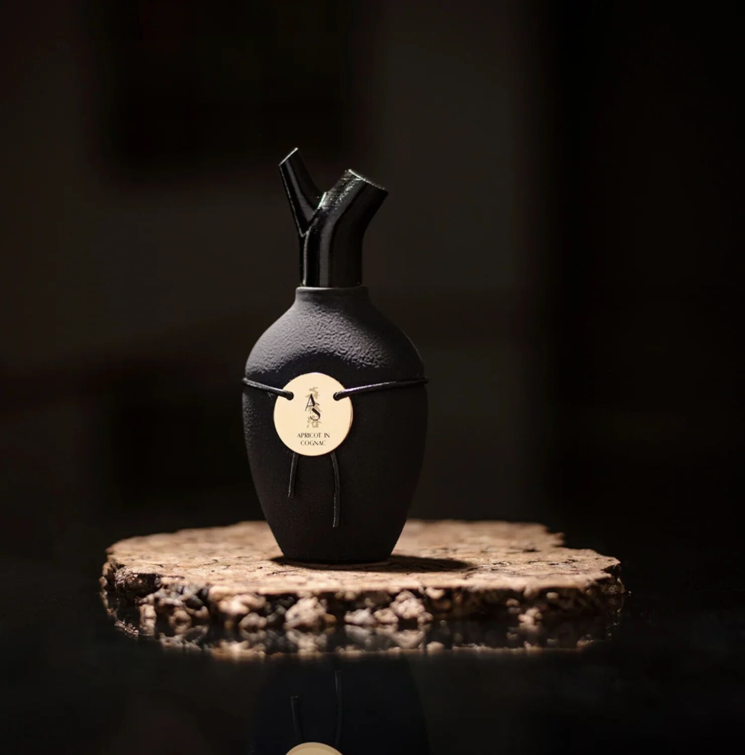 عطر ادکلن اِپریکات این کوگنَک سنس آو وود - Apricot in Cognac Scents of Wood - بررسی، قیمت و خرید