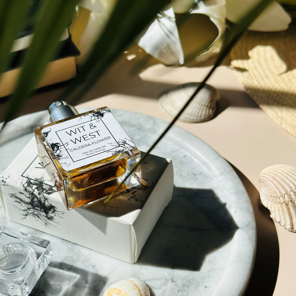 عطر ادکلن کالدرا فلاور ویت اند وست - Caldera Flower Wit & West - بررسی، قیمت و خرید