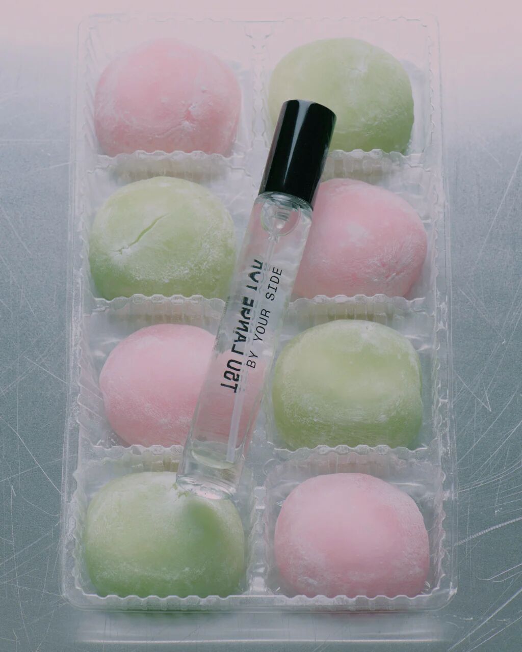 عطر ادکلن بای یور ساید تسولانگیور - By Your Side TSU LANGE YOR - بررسی، قیمت و خرید