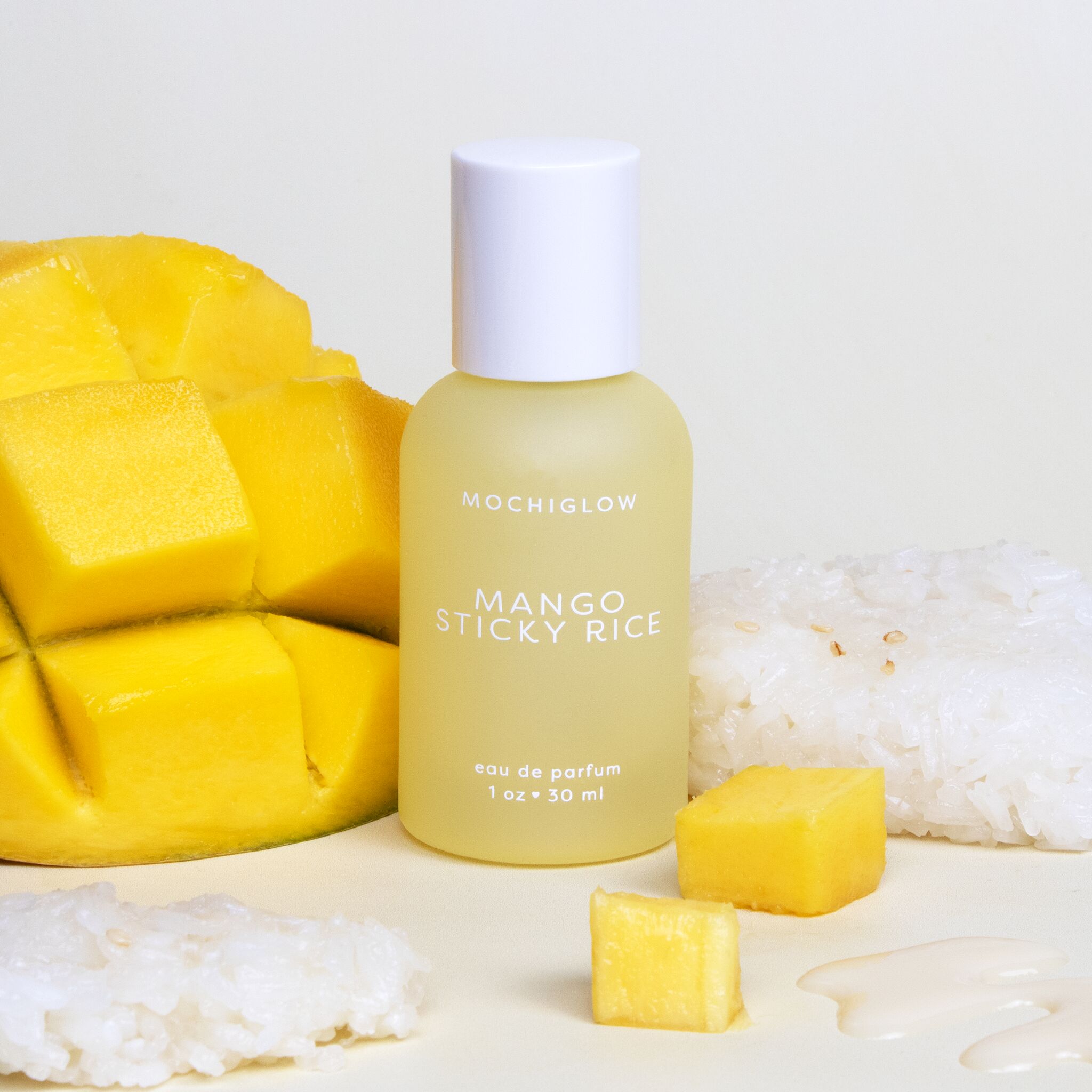 عطر ادکلن منگو استیکی رایس ماچی‌گلو - Mango Sticky Rice Mochiglow - بررسی، قیمت و خرید