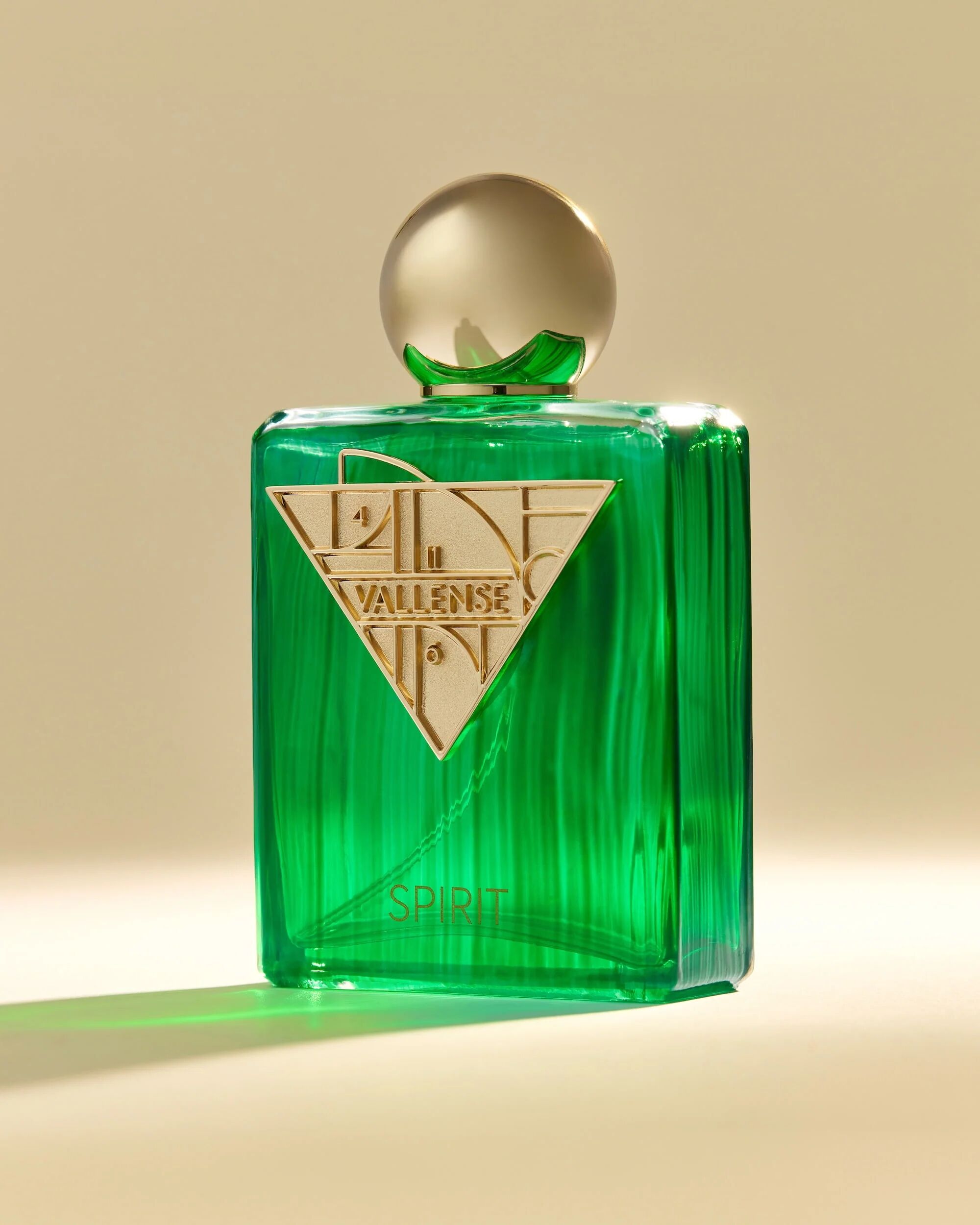 عطر ادکلن اسپریت والنسه - Spirit Vallense - بررسی، قیمت و خرید