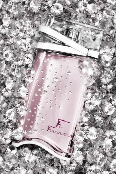 عطر ادکلن اِف فور فَسینِیتینگ کریستال اِدیشِن سالواتوره فراگامو - F for Fascinating Crystal Edition Salvatore Ferragamo - بررسی، قیمت و خرید